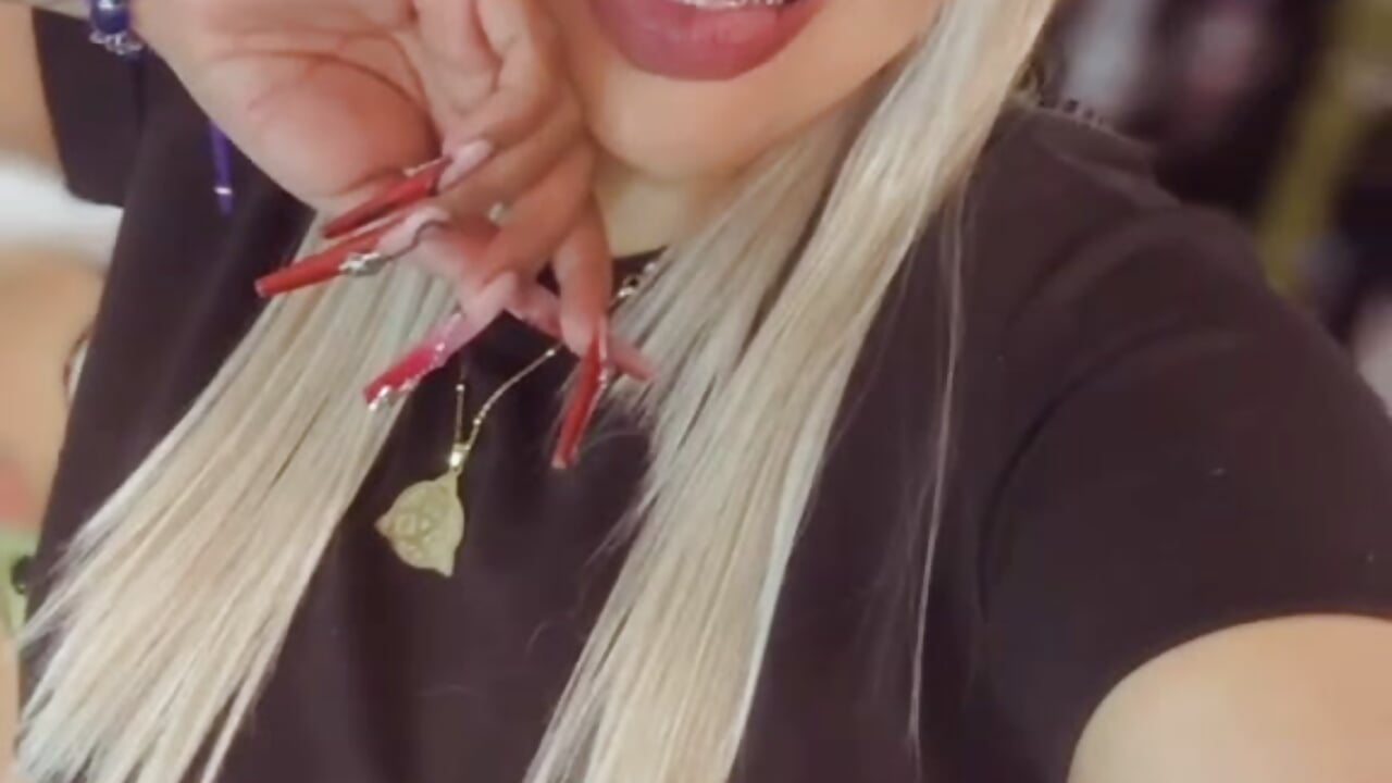 (●'◡'●) - video by shayna_manson_ cam model