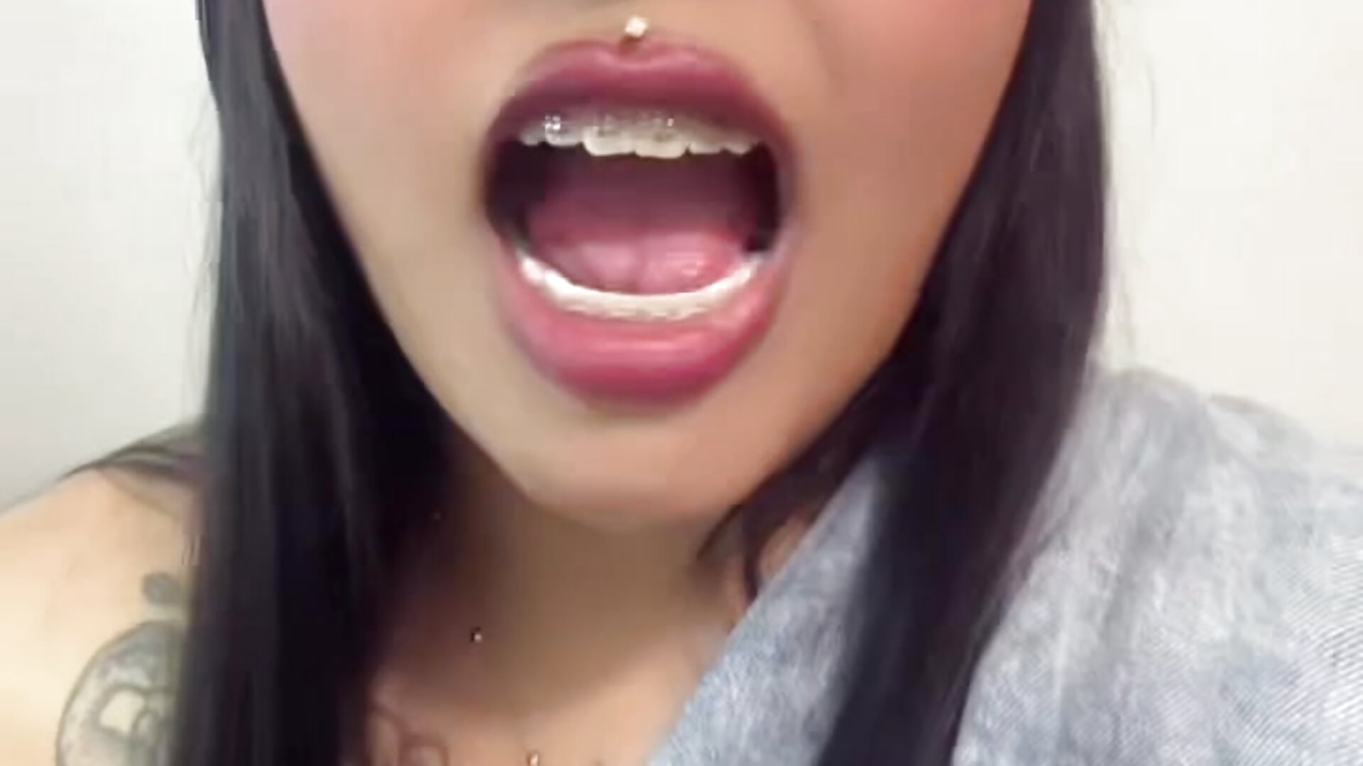 🎀✨ - video by shayna_manson_ cam model