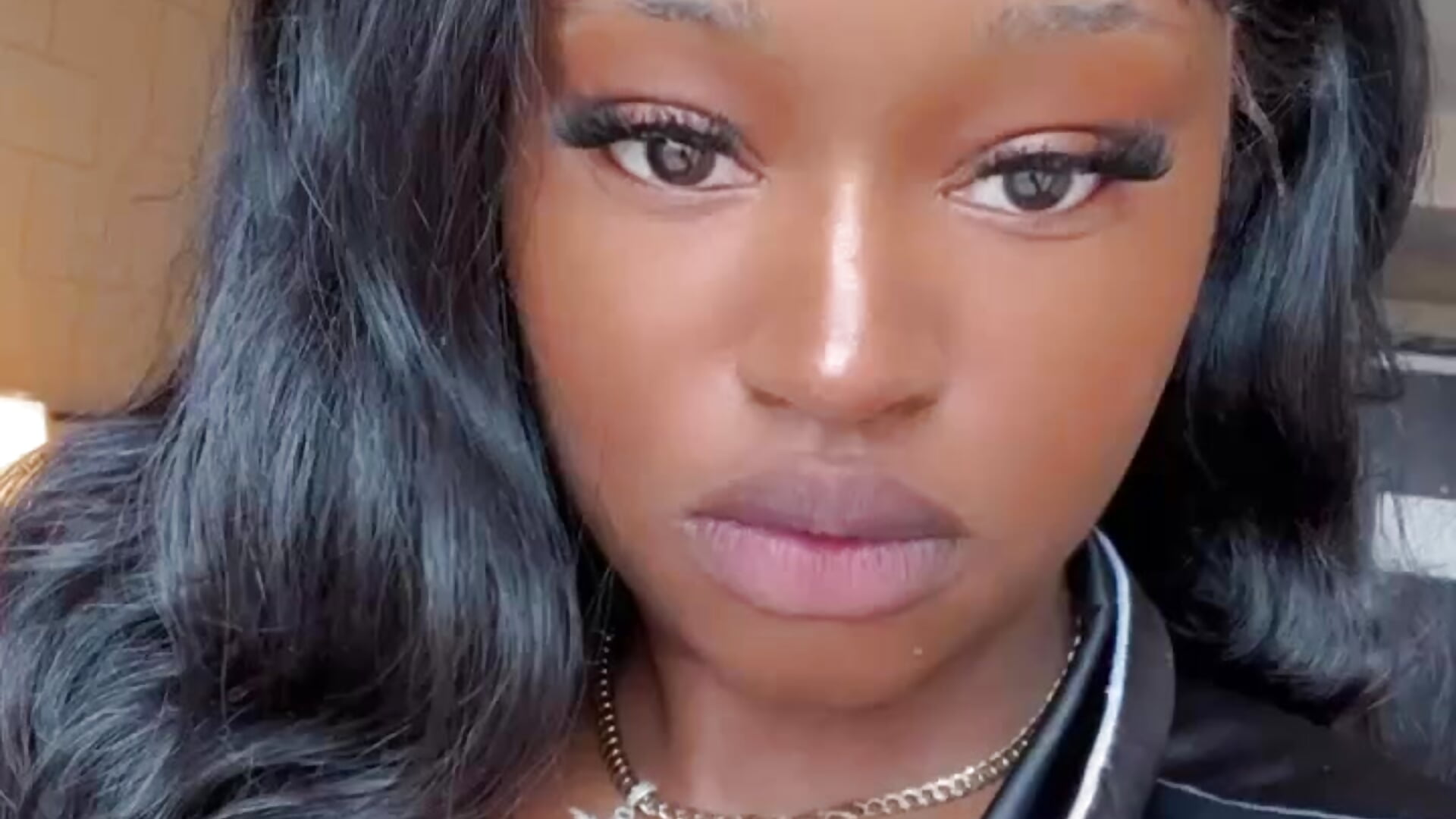 trim,223FE143-4FF0-440F-B0D0-77503417F222 - video by symone4u cam model