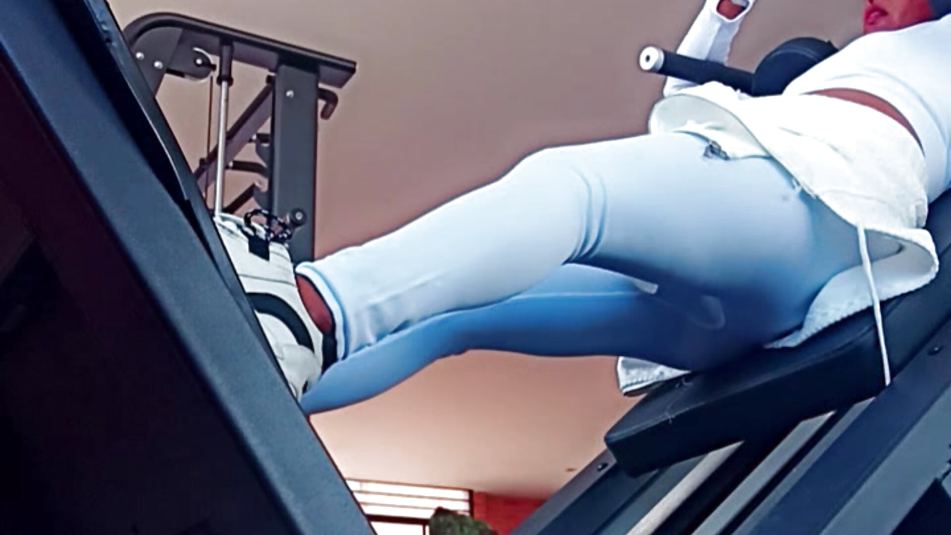 Gym - فيديو من Libelulasex_clark موديل الكام