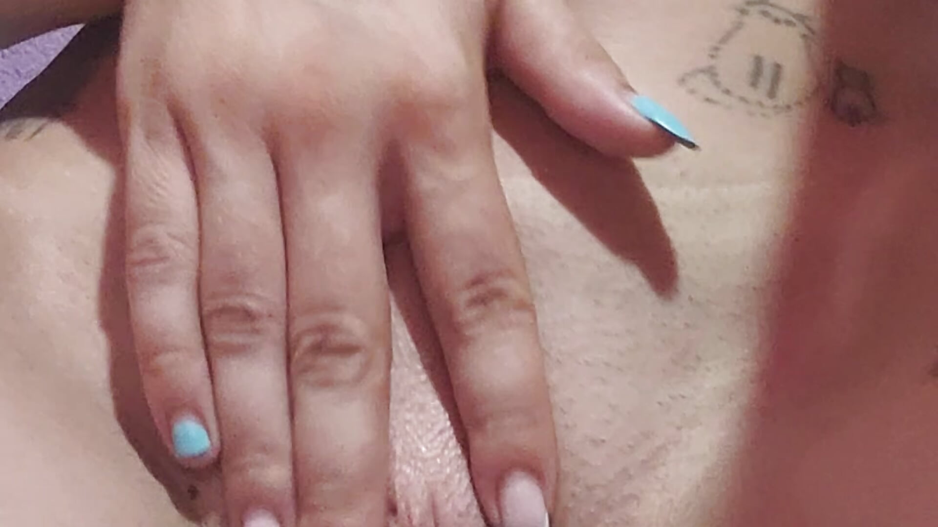 💦 - HotDeborah adlı kamera modelinin videosu