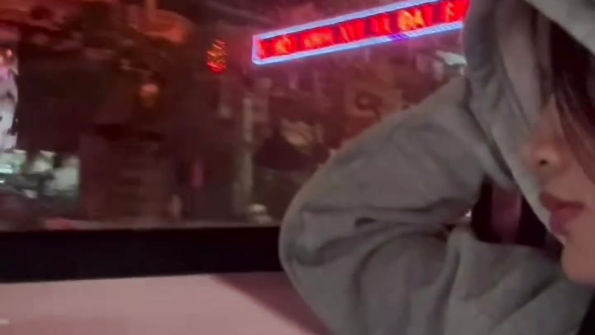 Thất tình ngang z đó🙄 - Vídeo de __18Angel__, modelo de vídeos