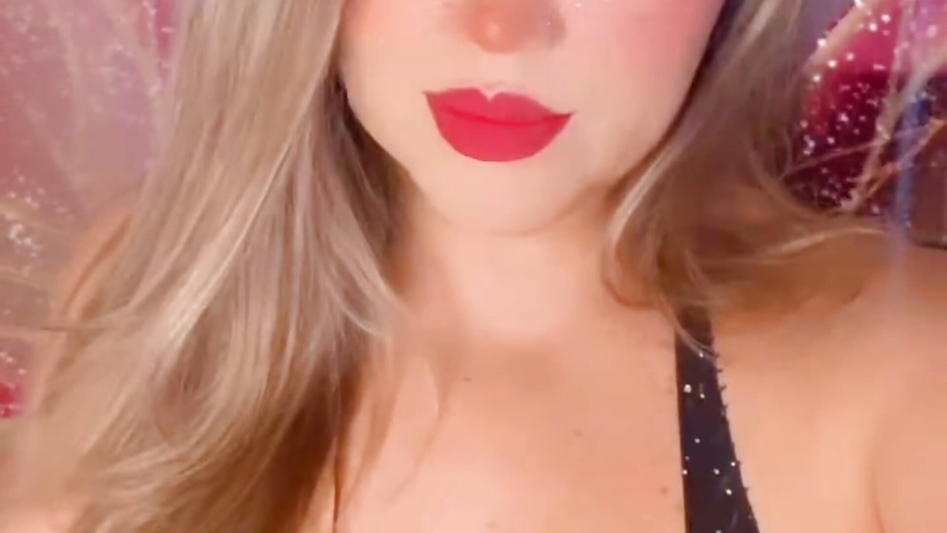 Loveu guys ♥️ love for me 😘 - KarenRabitt 캠 모델의 동영상