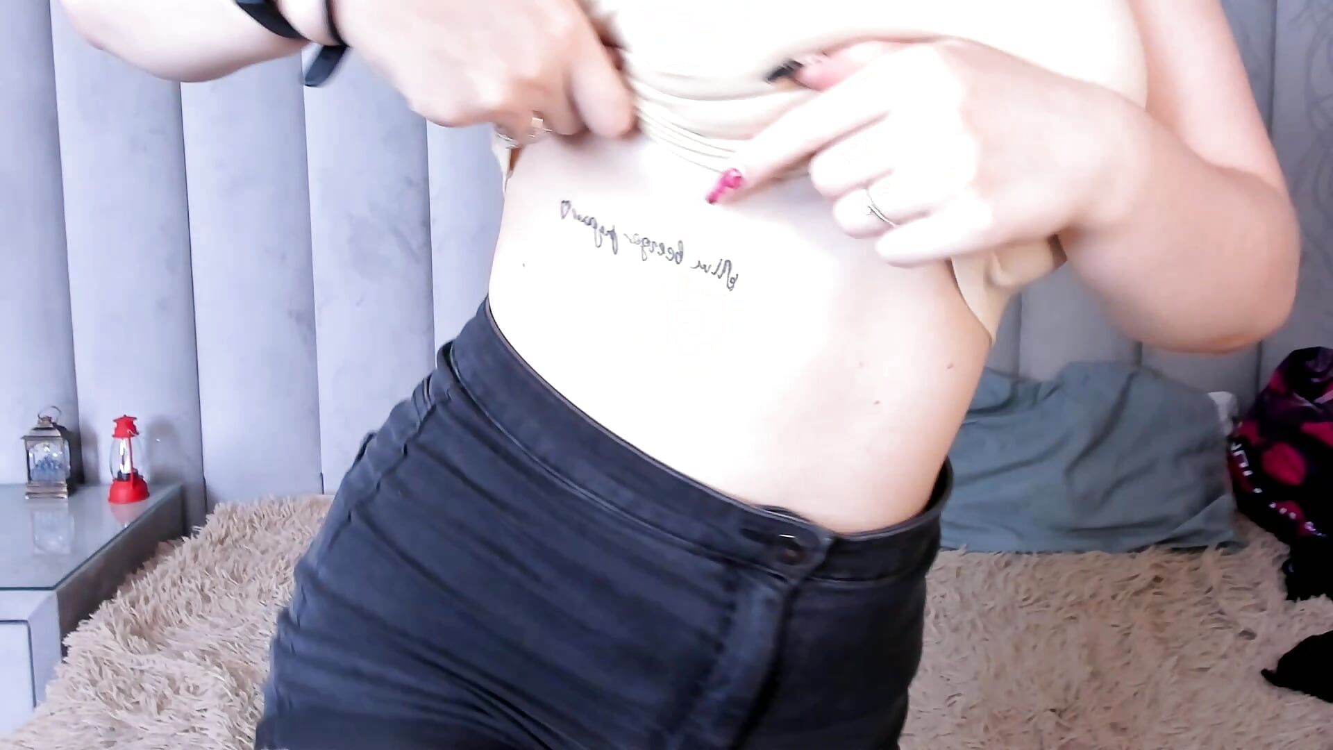 2023-06-04_13-35-02 - video by SaraBensone cam model