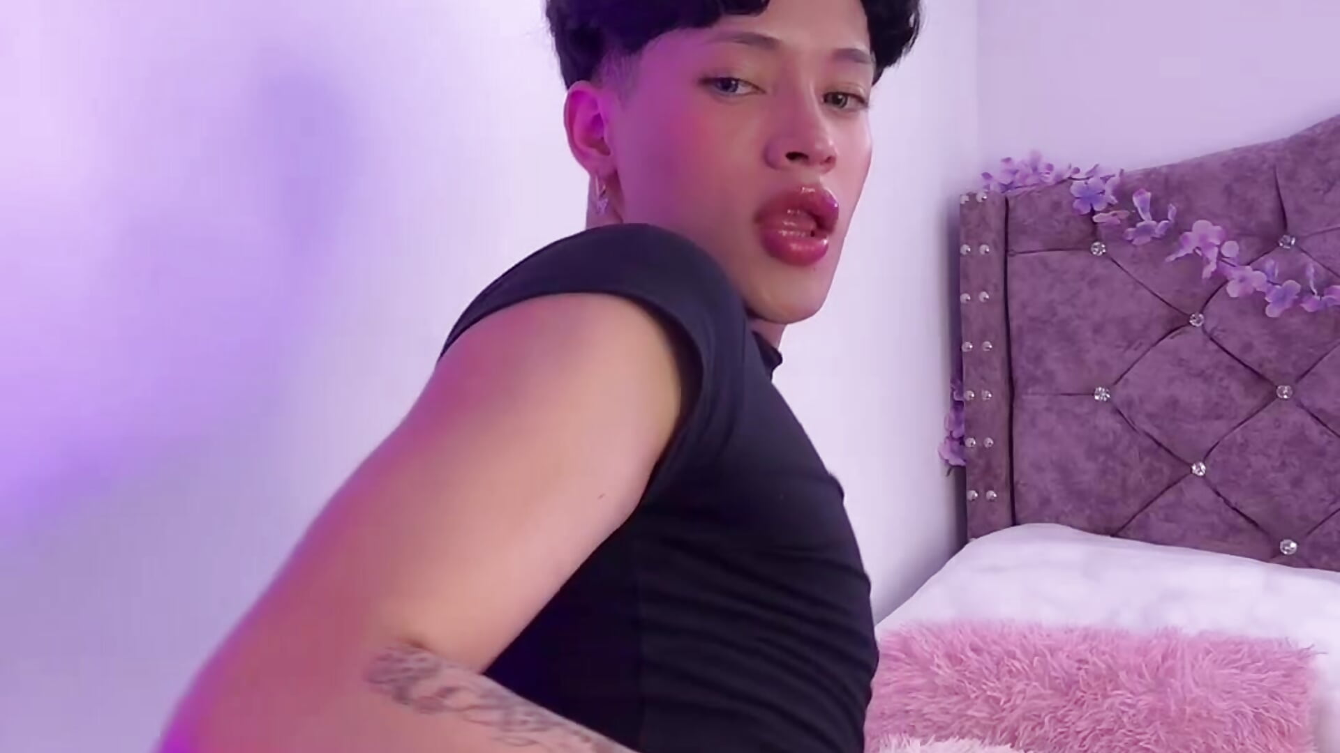 Do you want me to dance for you? – video od webkamerové modelky Kima_rousse