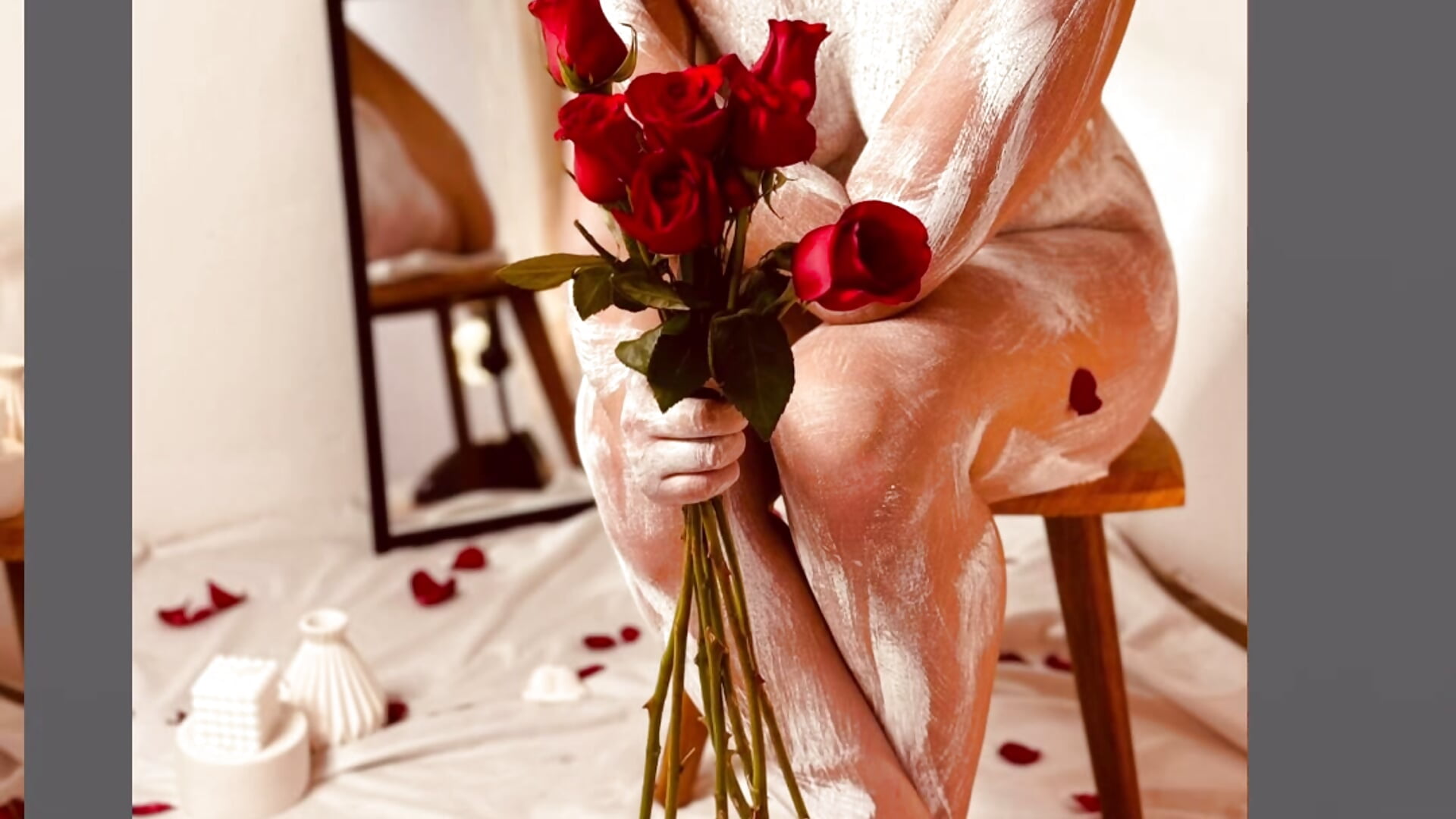 Art - video by Condes_carmen cam model