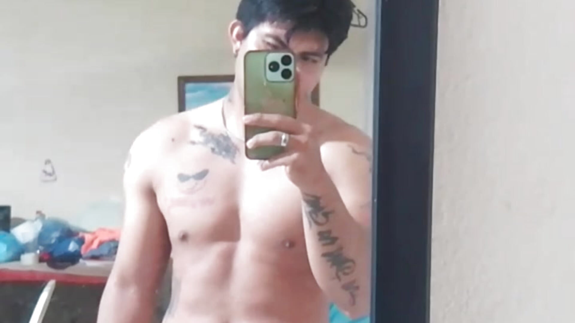 VID_20251130_233158_468 - video by Woofer_dick cam model