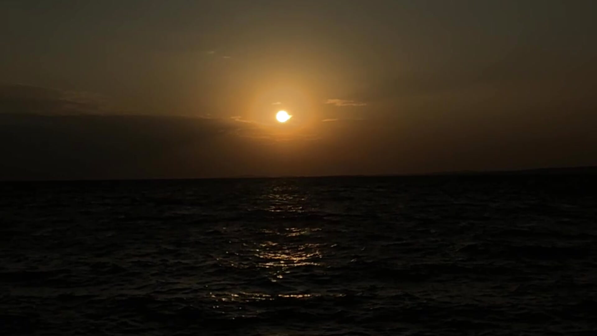 SUNSET 🌅 BY THE LAKE — filmik ZENDAYA_CASTING, modela(-lki) na kamerkach