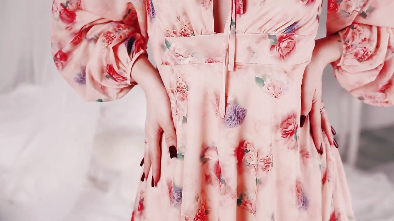 spring, tenderness, passion and harmony - vídeo de la modelo de cam MargaritaKiss