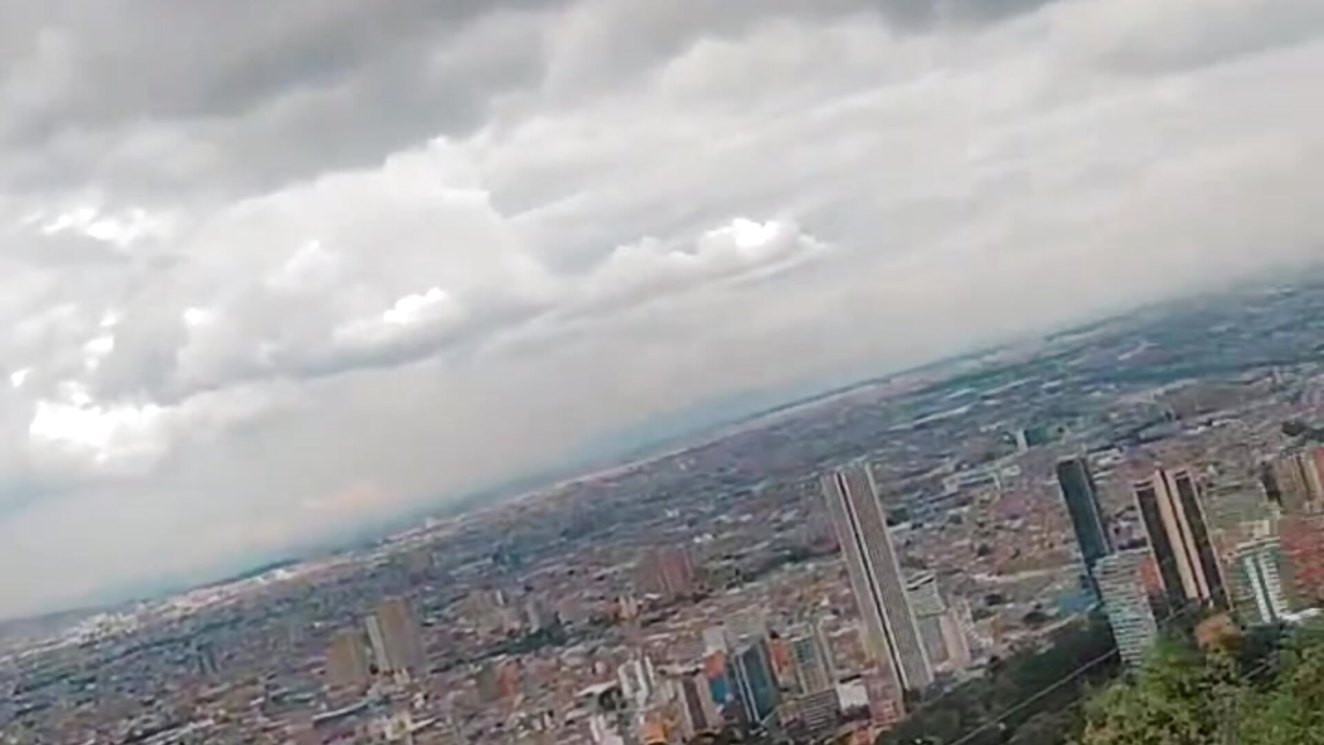 Bogota - วิดีโอโดย Karly_Grey_s โมเดลแคม