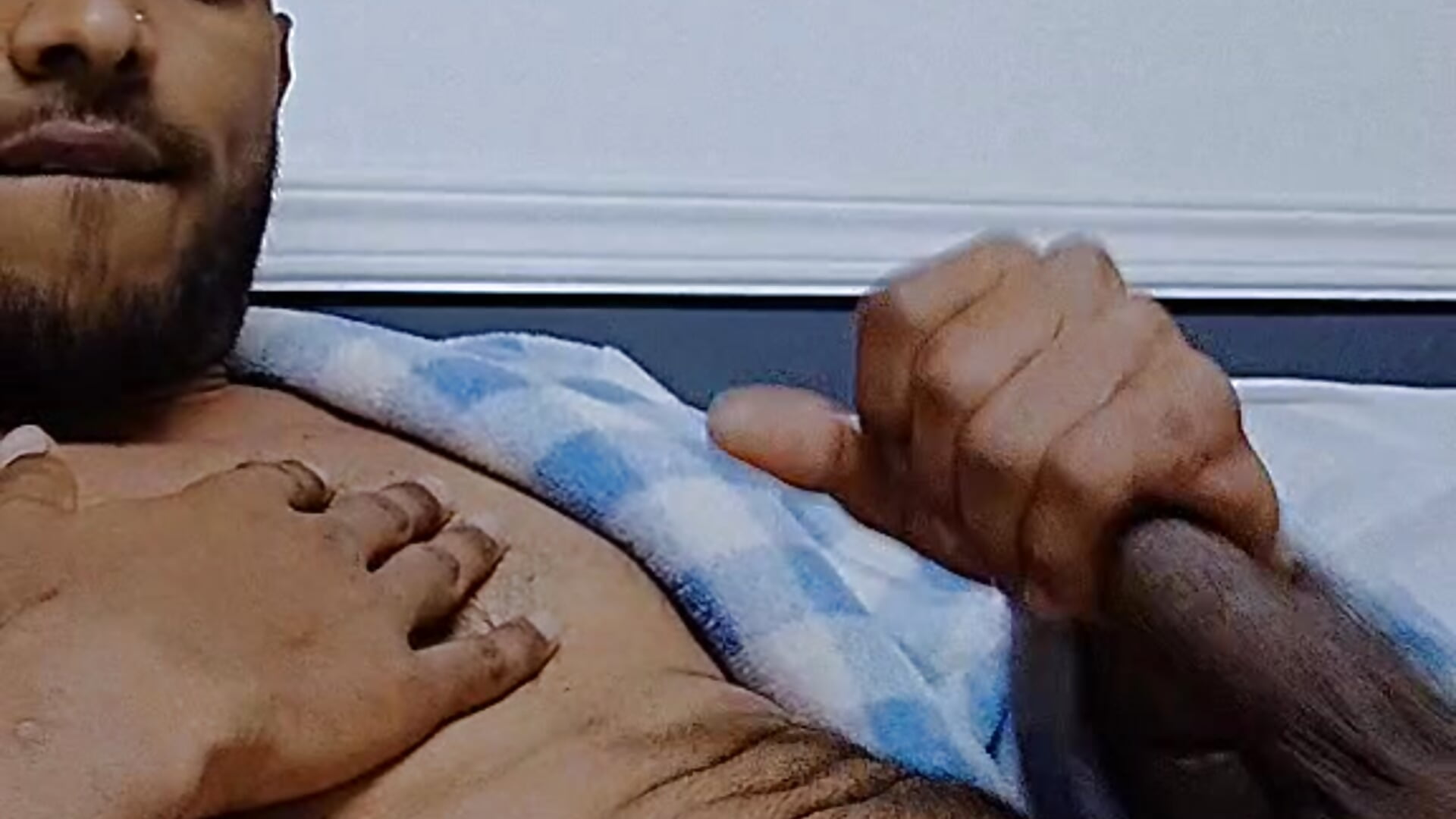 buena paja y muy buena leche - video by the_dog_lian cam model