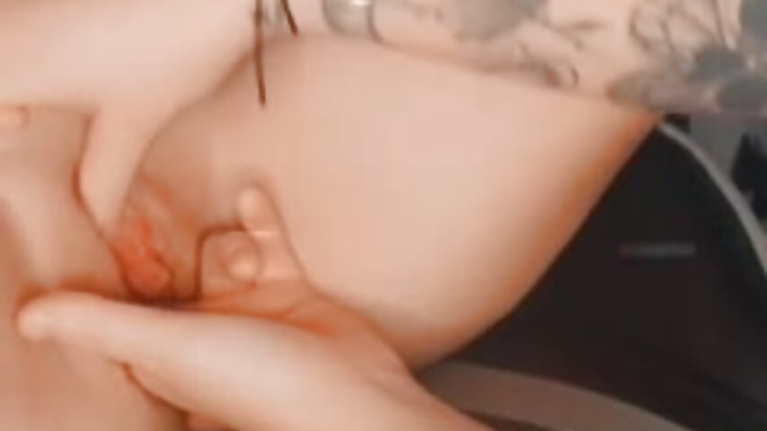 Wet pussy fingering