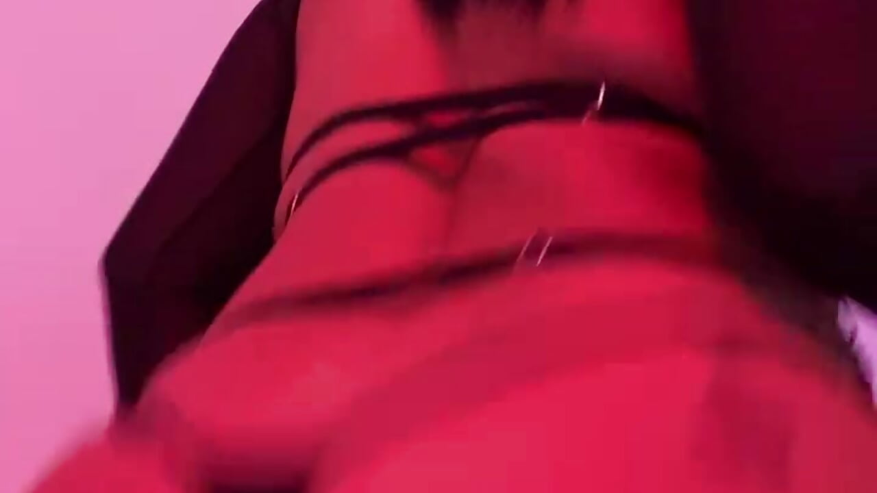 Turn Me On 😈 - video của người mẫu cam Alice_Roys