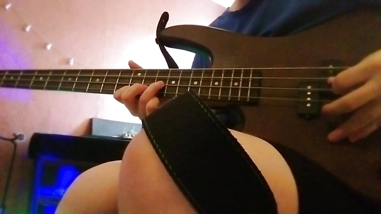 basss)) - video by RocKStone_ cam model