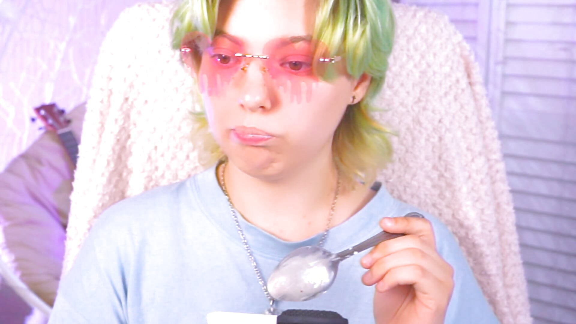 ASMR HEREEE - video by RocKStone_ cam model