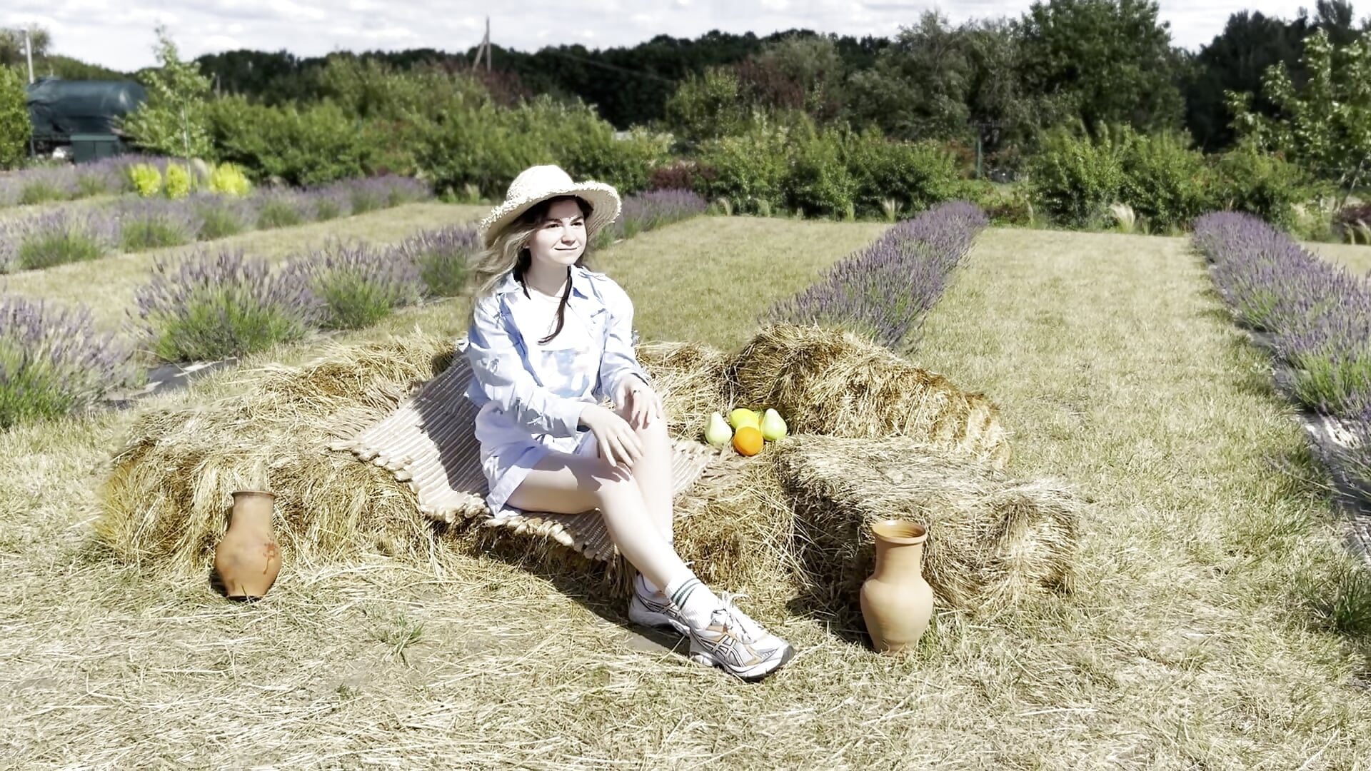 "Bright Colors of Summer" - video by TinaRedly cam model