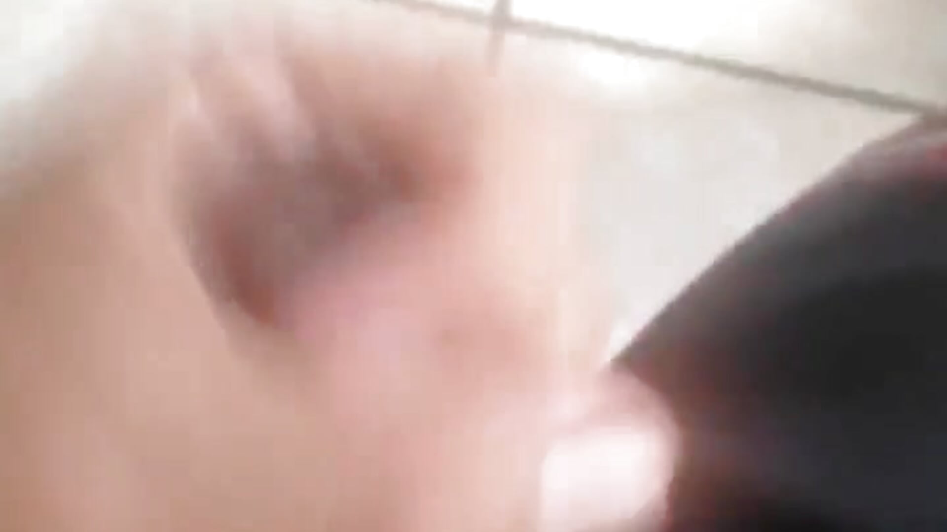 received_789272812207588 – video modela na kameri Esteve09