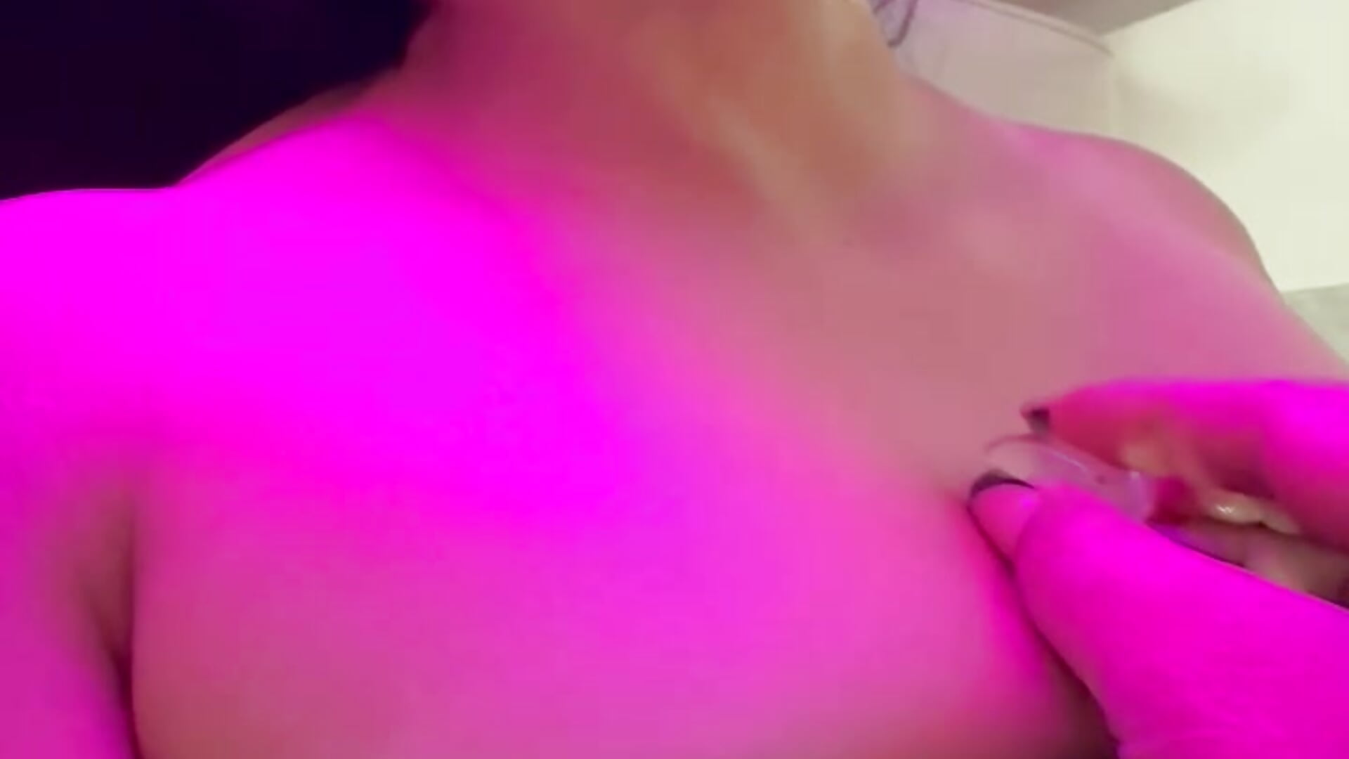 ice - video by MEGAN_DIAMOND cam model