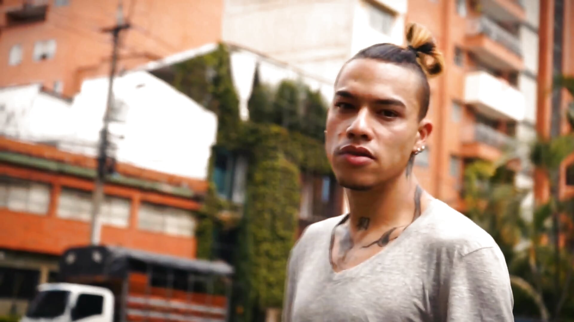 TBT Osiiriis on Medellín Streets, like it - XXX video by Osiiriis