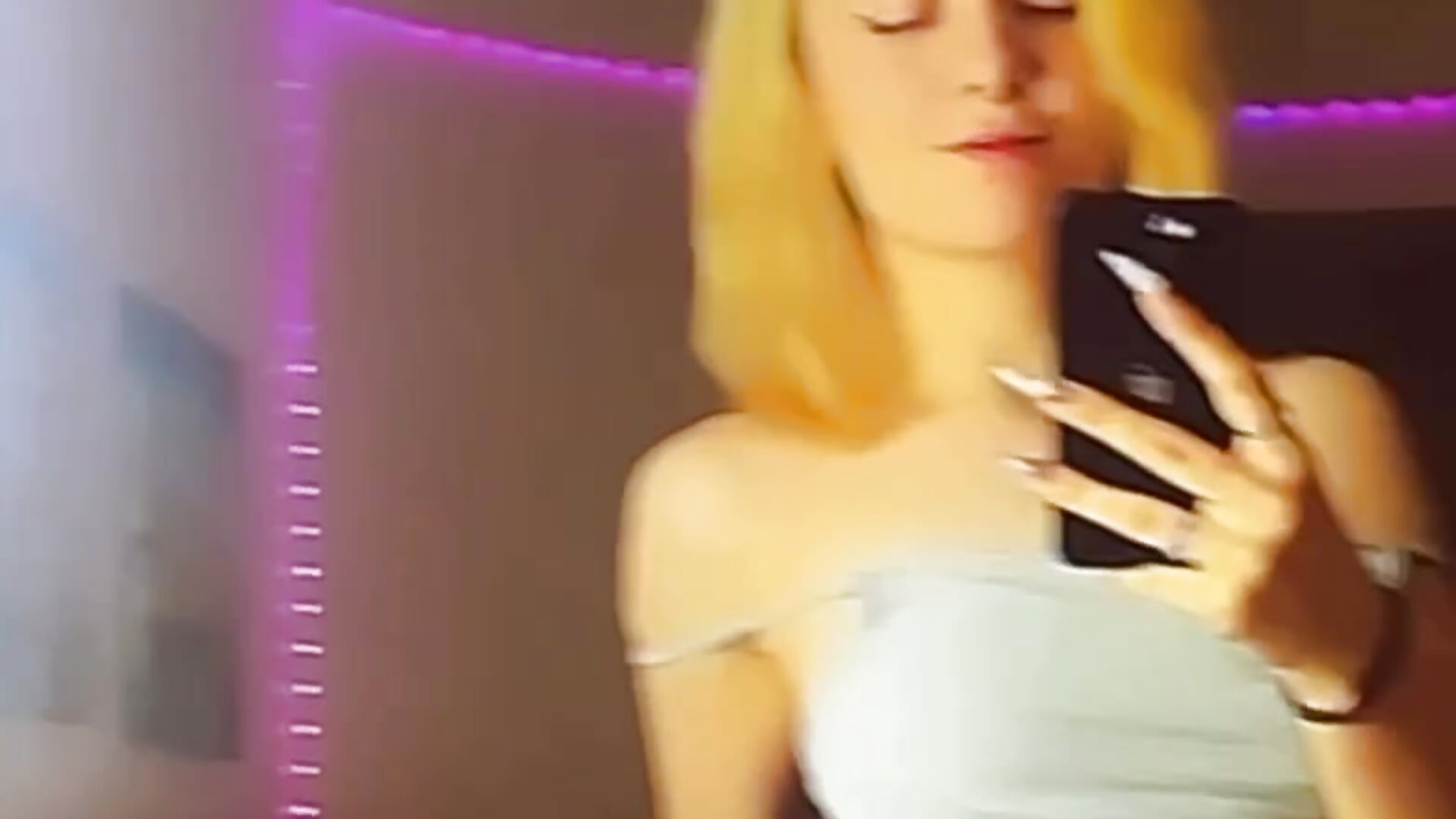 IMG_4199 - video by bubble_gam cam model