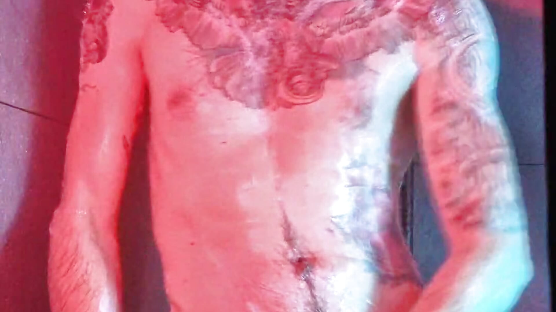 I'm jerking in bath - video by HungryAssActivDick cam model