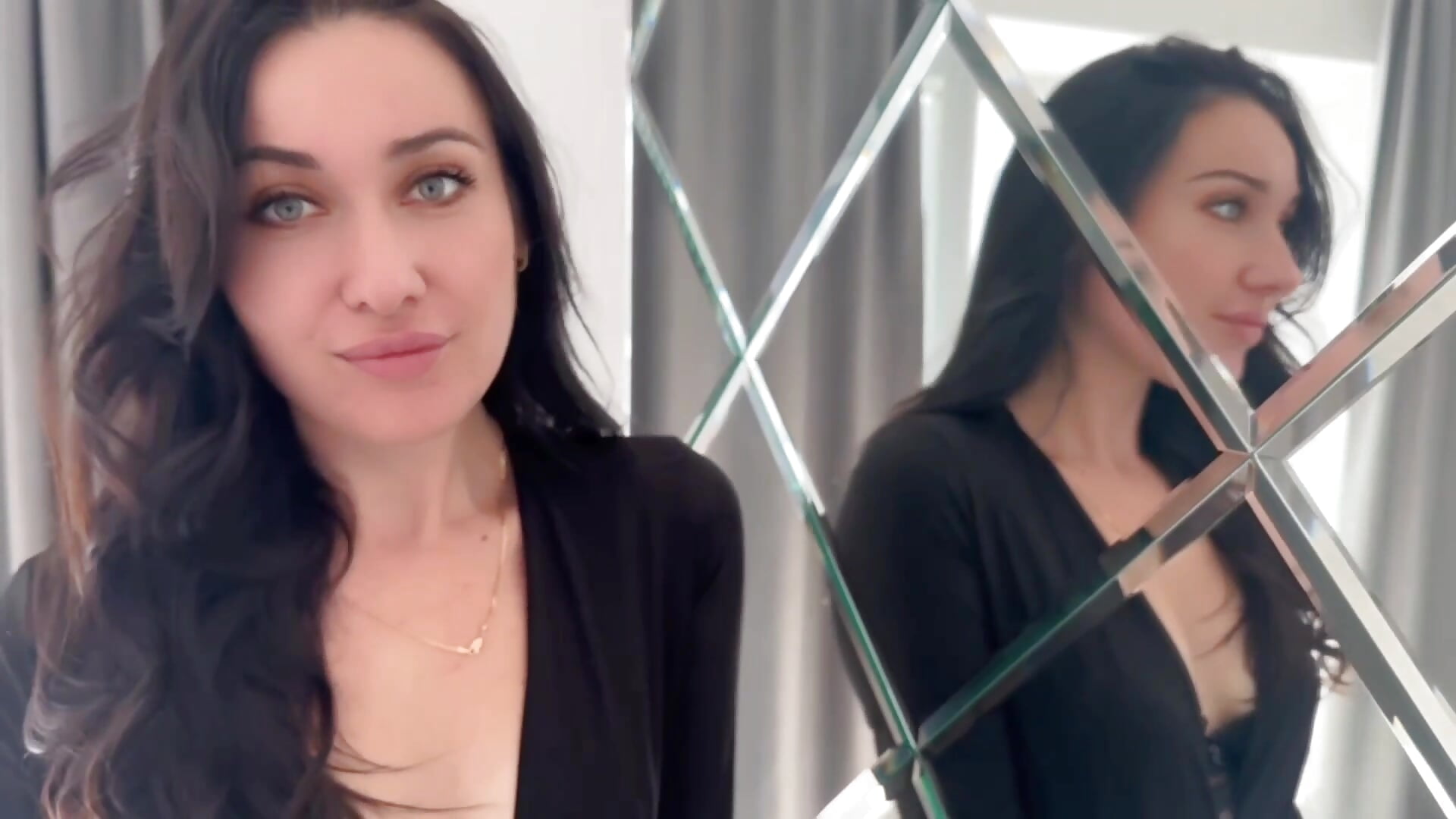 Nice memories - video by JuliaQueenn cam model