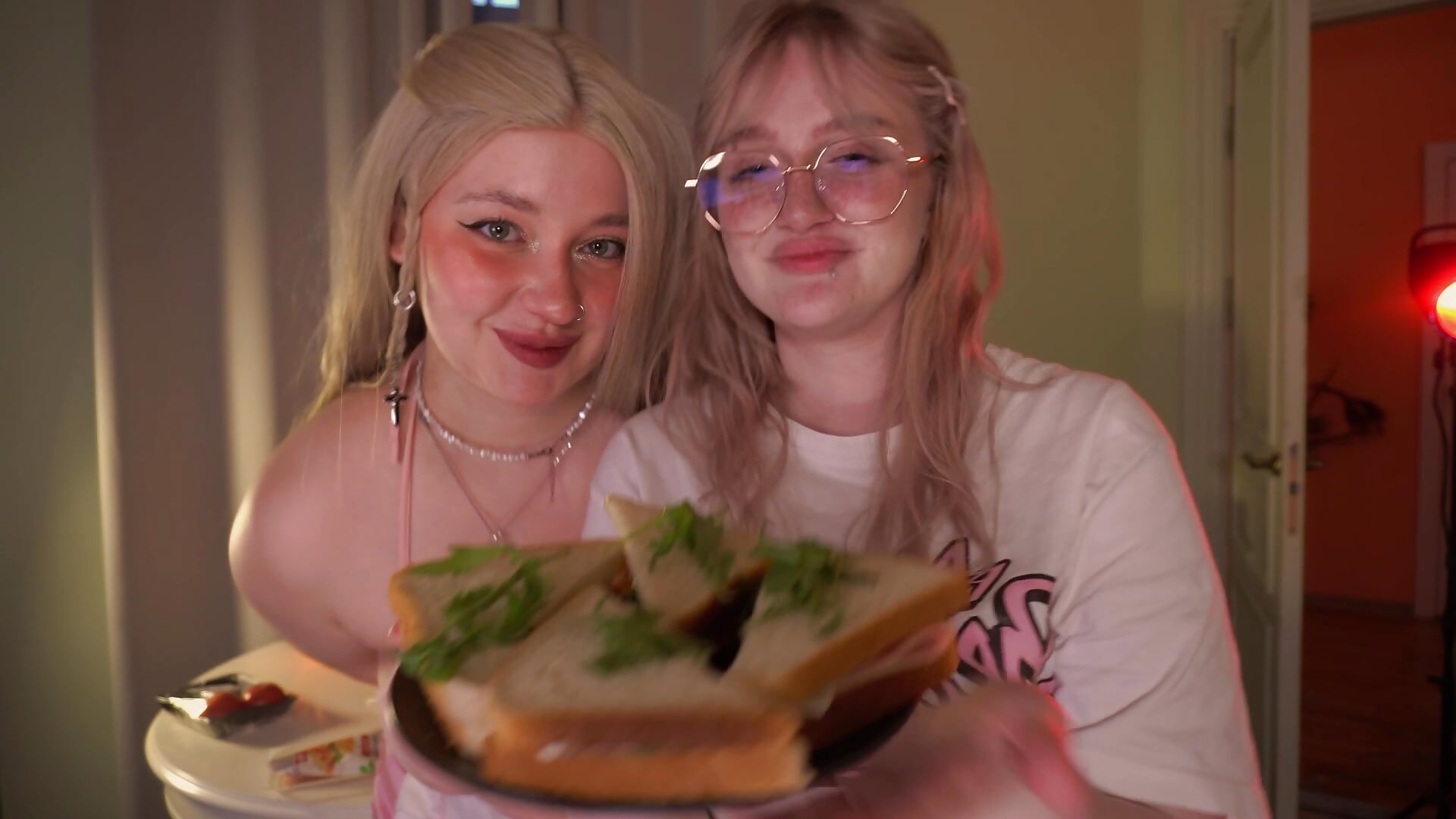 cooking stream with Mira