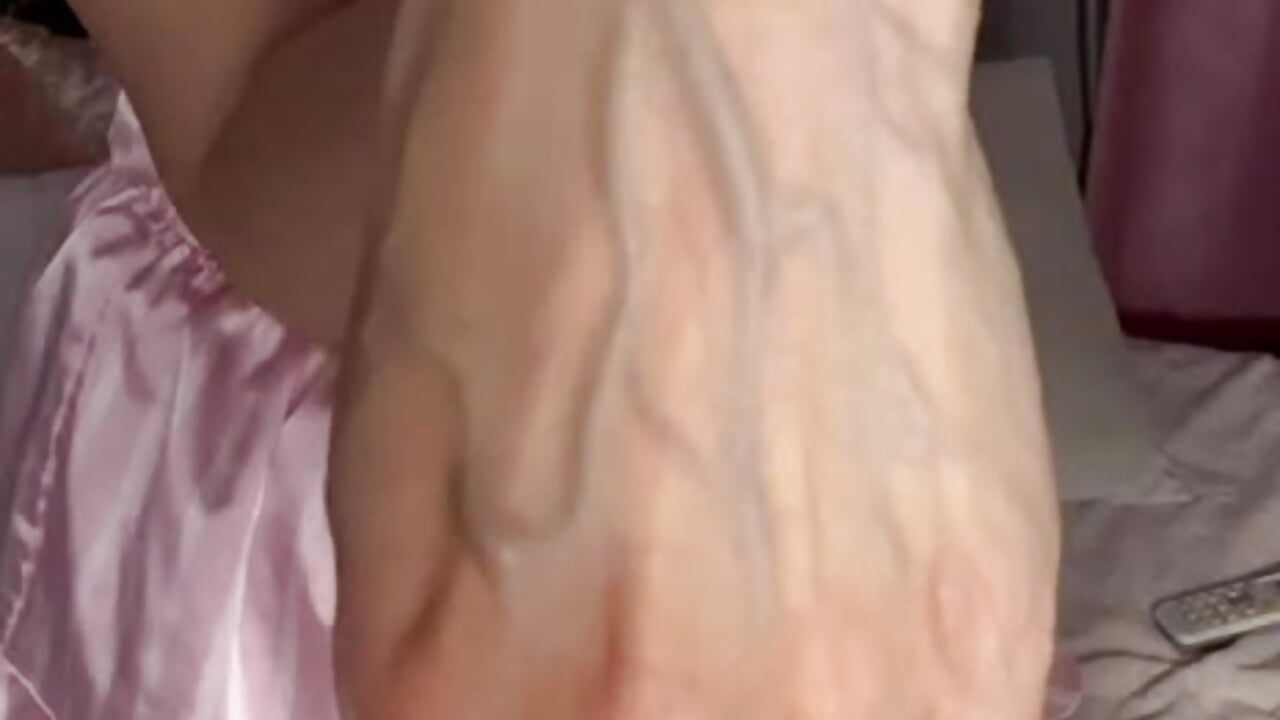 Hands