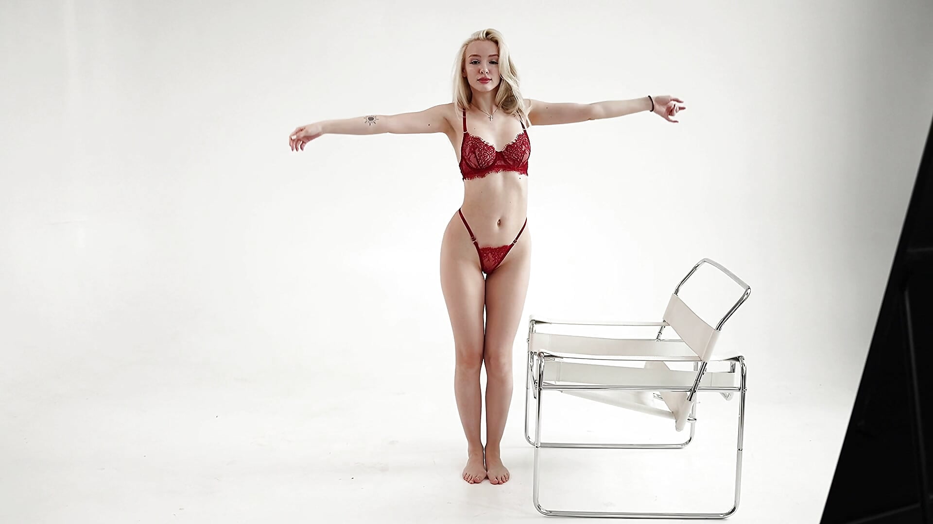 ❤️ - video by AleksaBlonde cam model