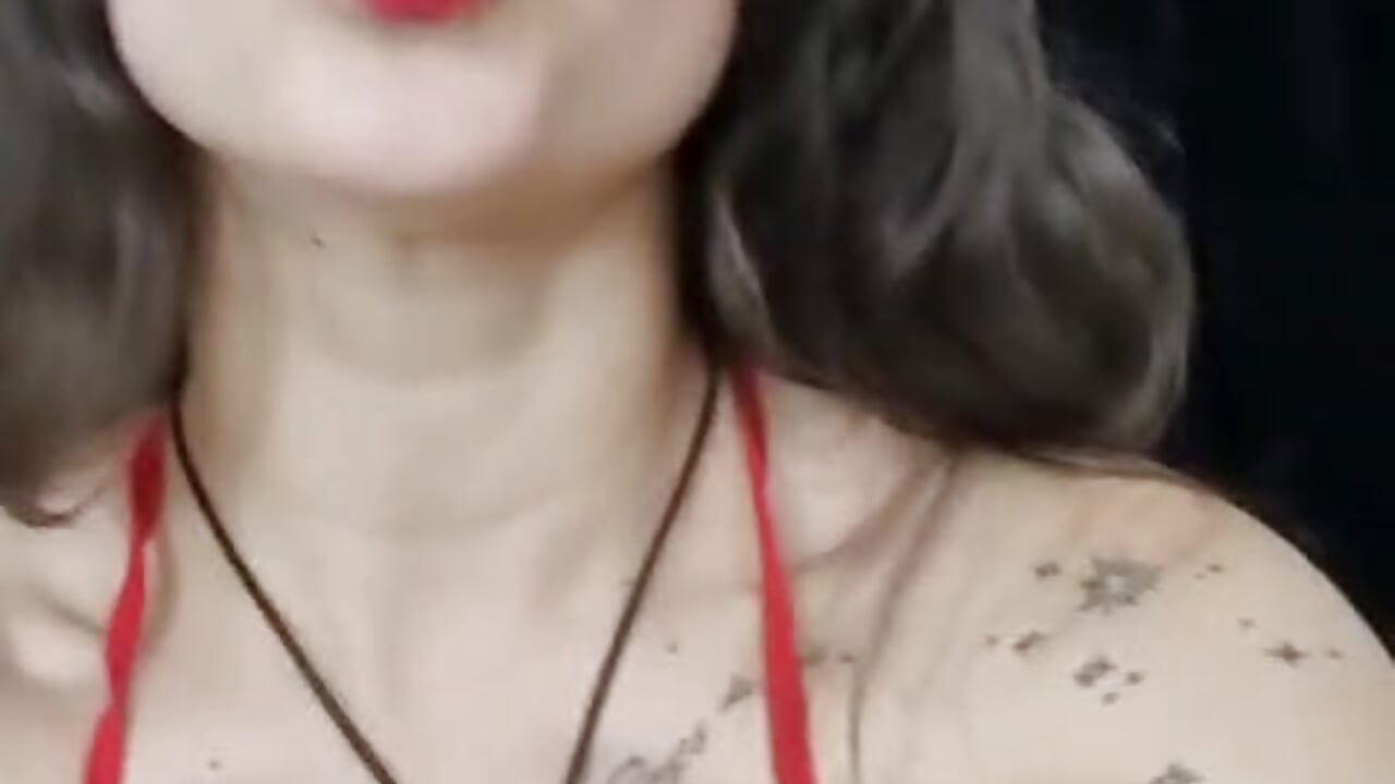 I'm ready for whatever you want❤️😈 - فيديو من LexaDeRusso