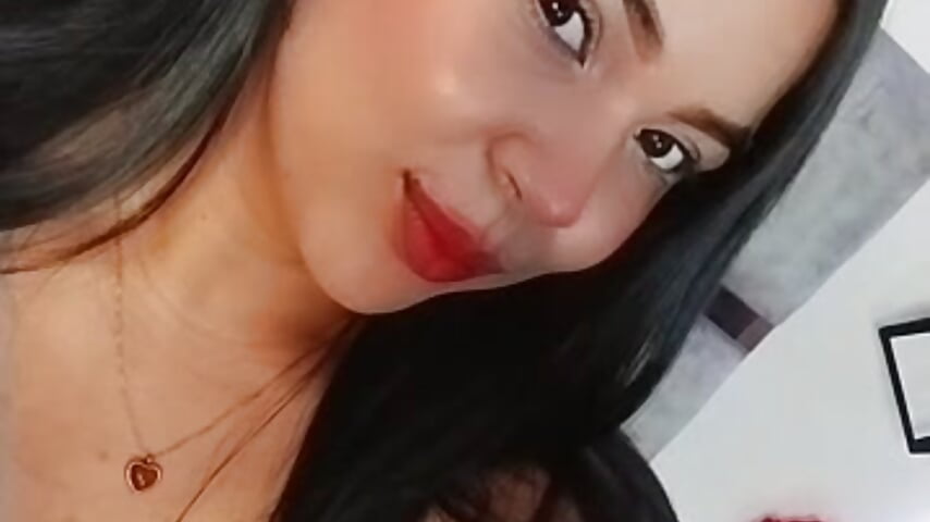 Video de WhatsApp 2025-10-31 a las 17,10,02_35e89396 - vídeo de sofia_burman modelo de câmara