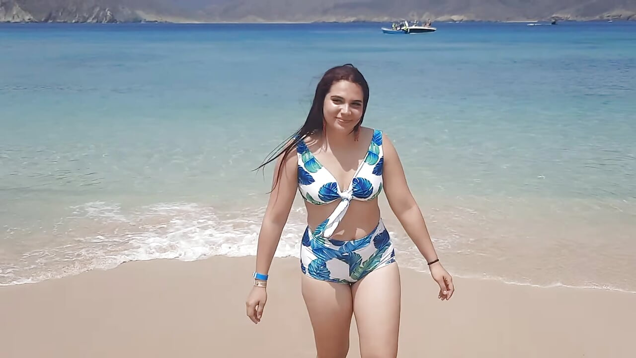 on the beach - Video von Jeessxxx01 Cam-Model