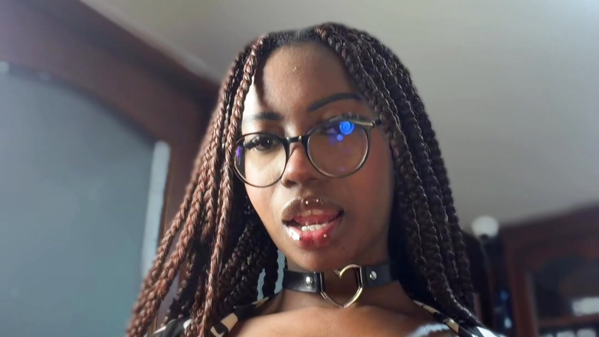 oil on my tits 🍒💦