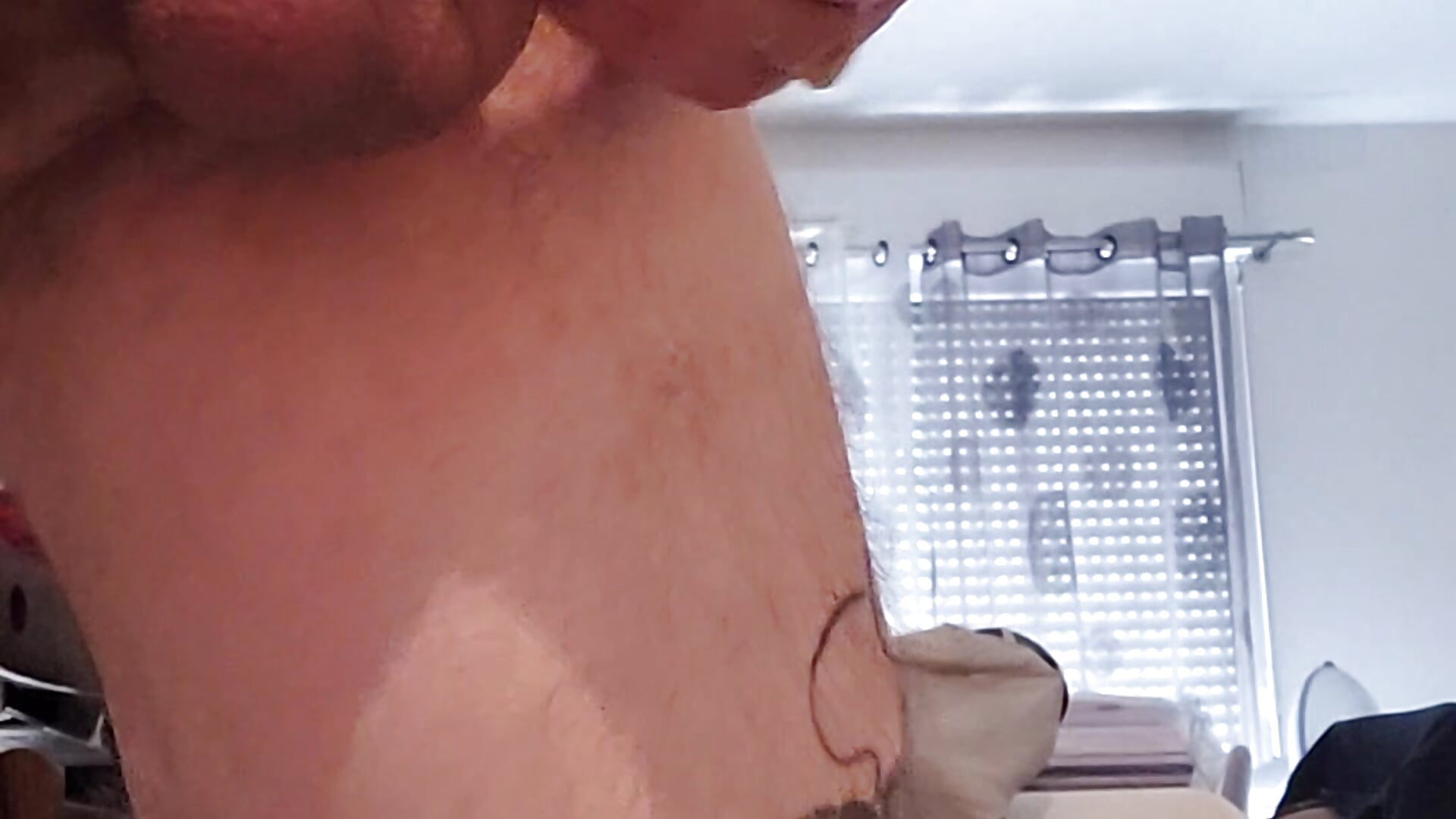 Petite branlette - video by bretonbreton35 cam model