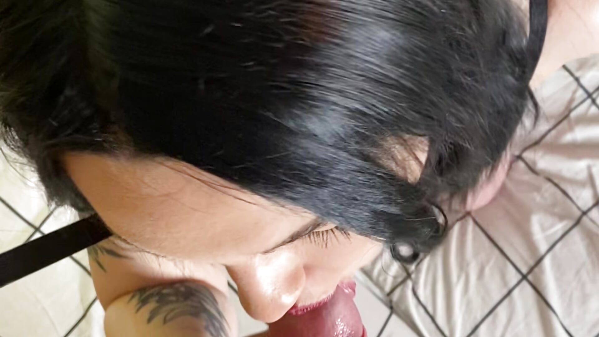 Blowjob with cum on my tounge