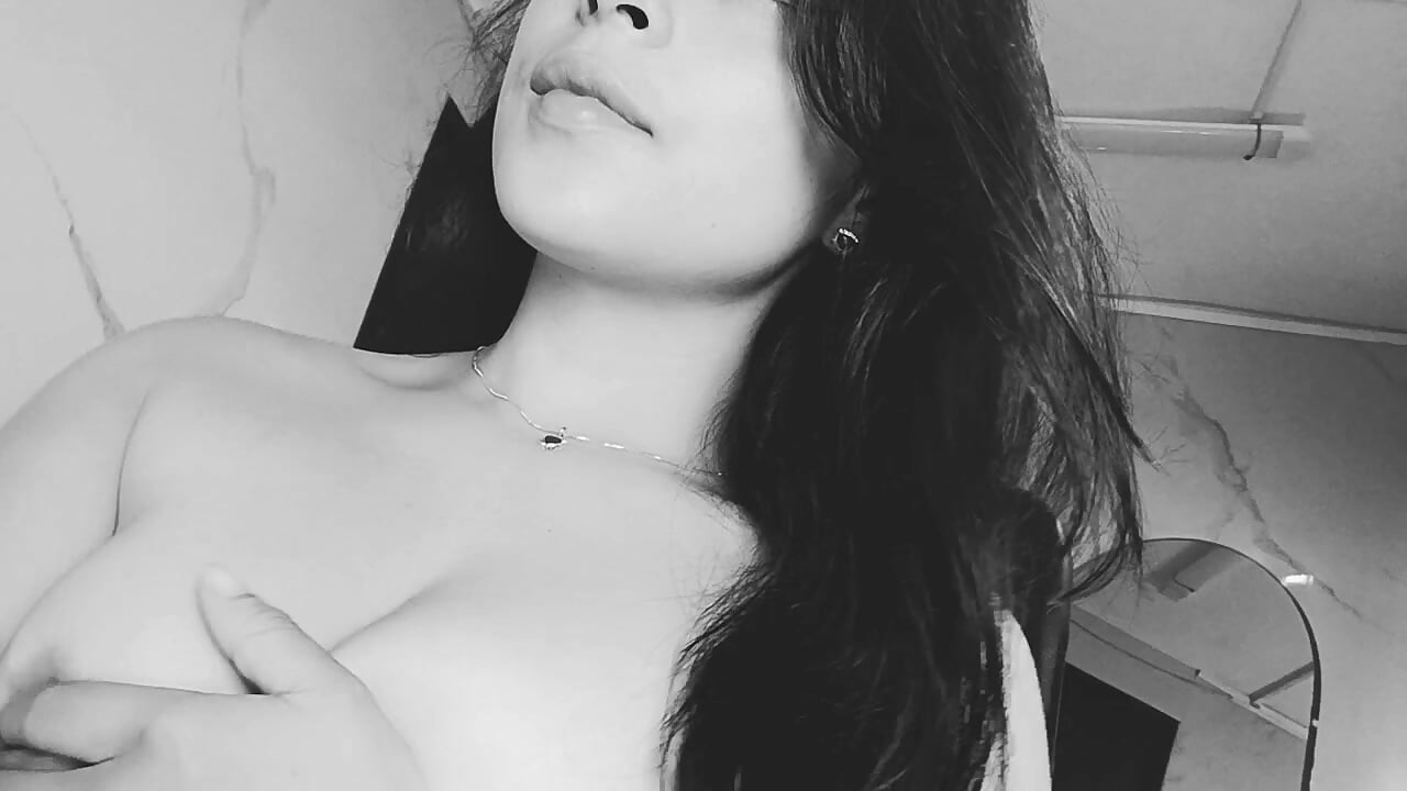 U want eat my tits ? 🫢