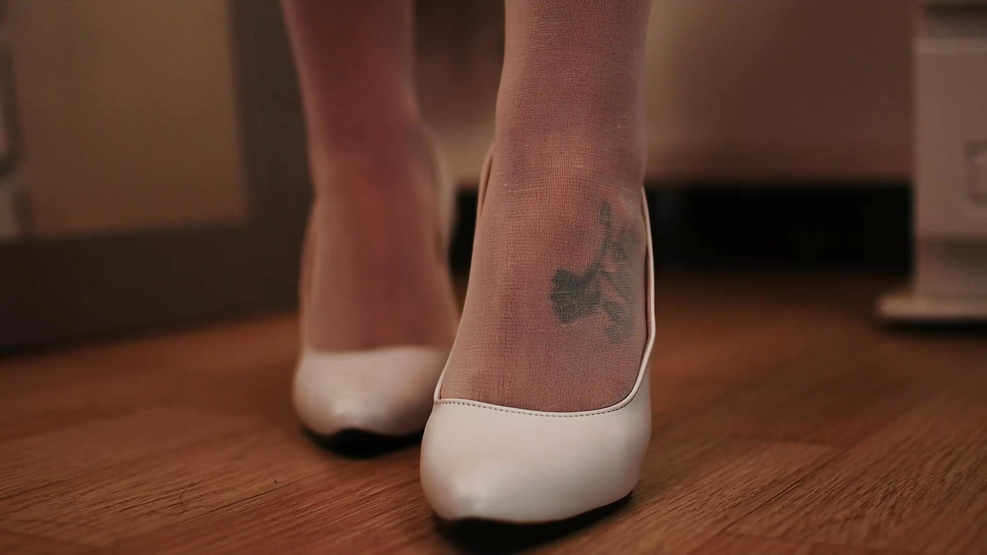 🔥TRAILER🔥Sexy Stewardess✈️ fulfills your fantasies 🥵 - video by emilyruiz1 cam model