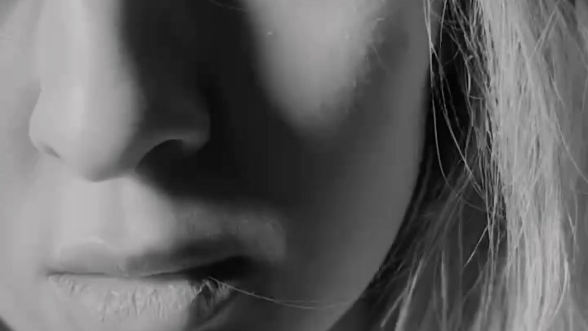 rrrrr – video od webkamerové modelky _ccrystaa_