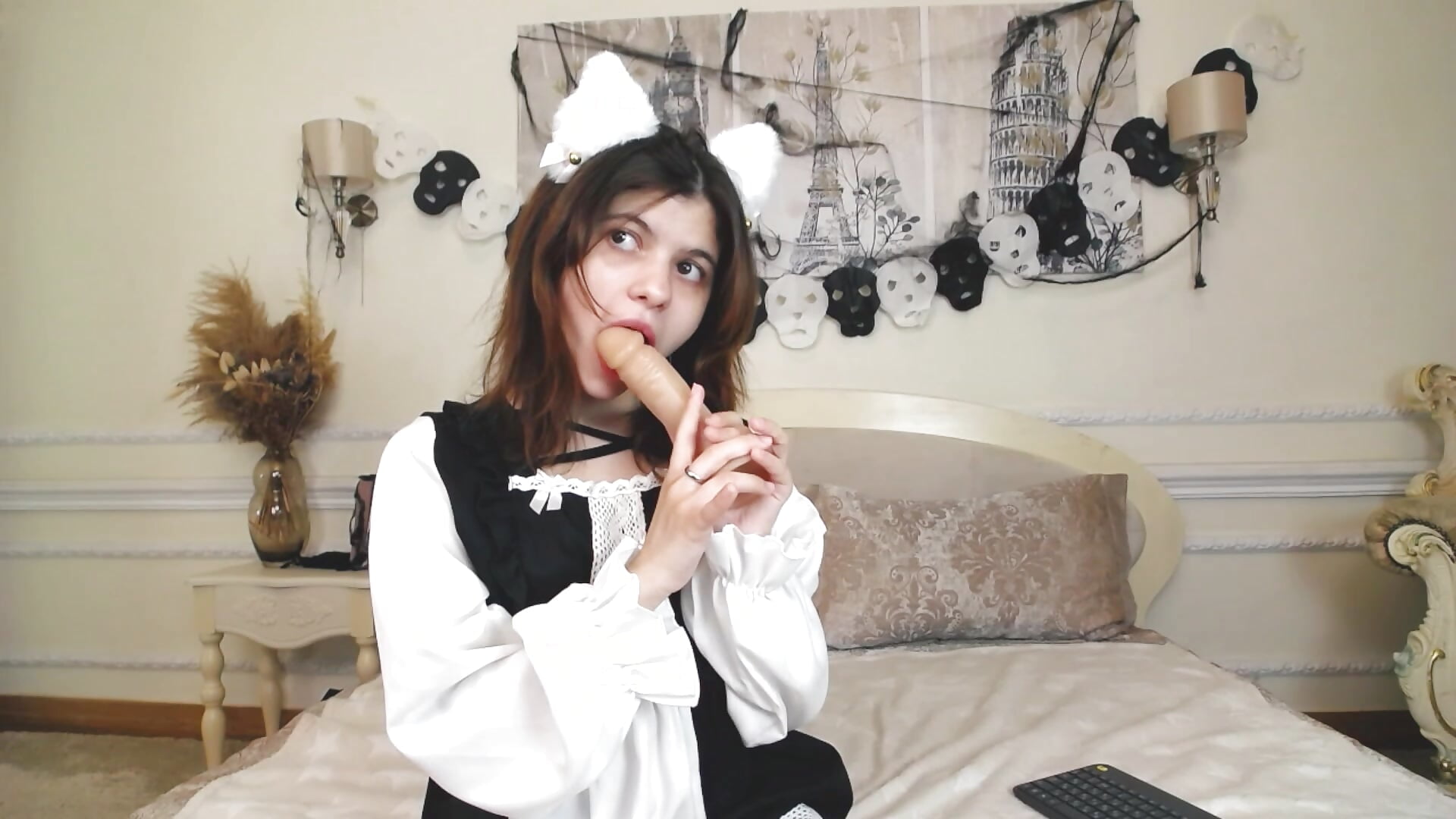 Let's play only now - video by Katya_Zaitseva cam model