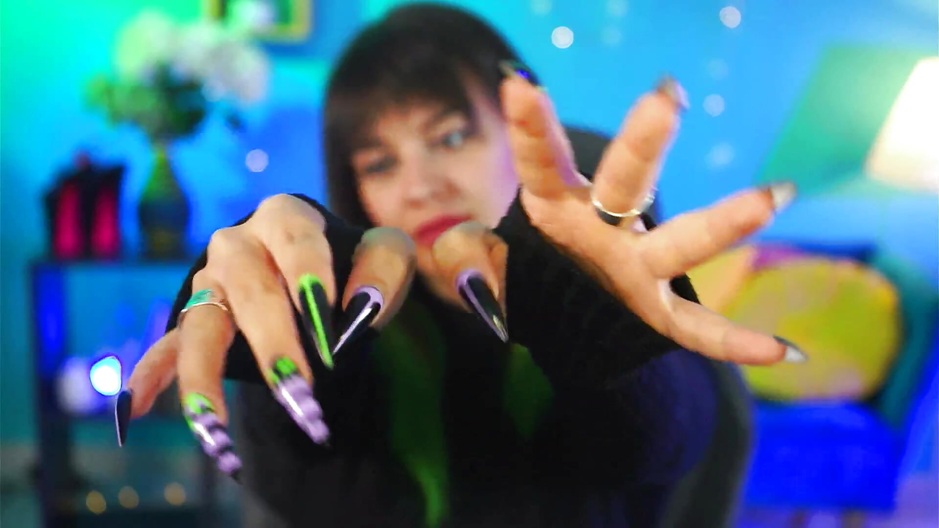 nails fetish - video av NicoleMun cam-modell