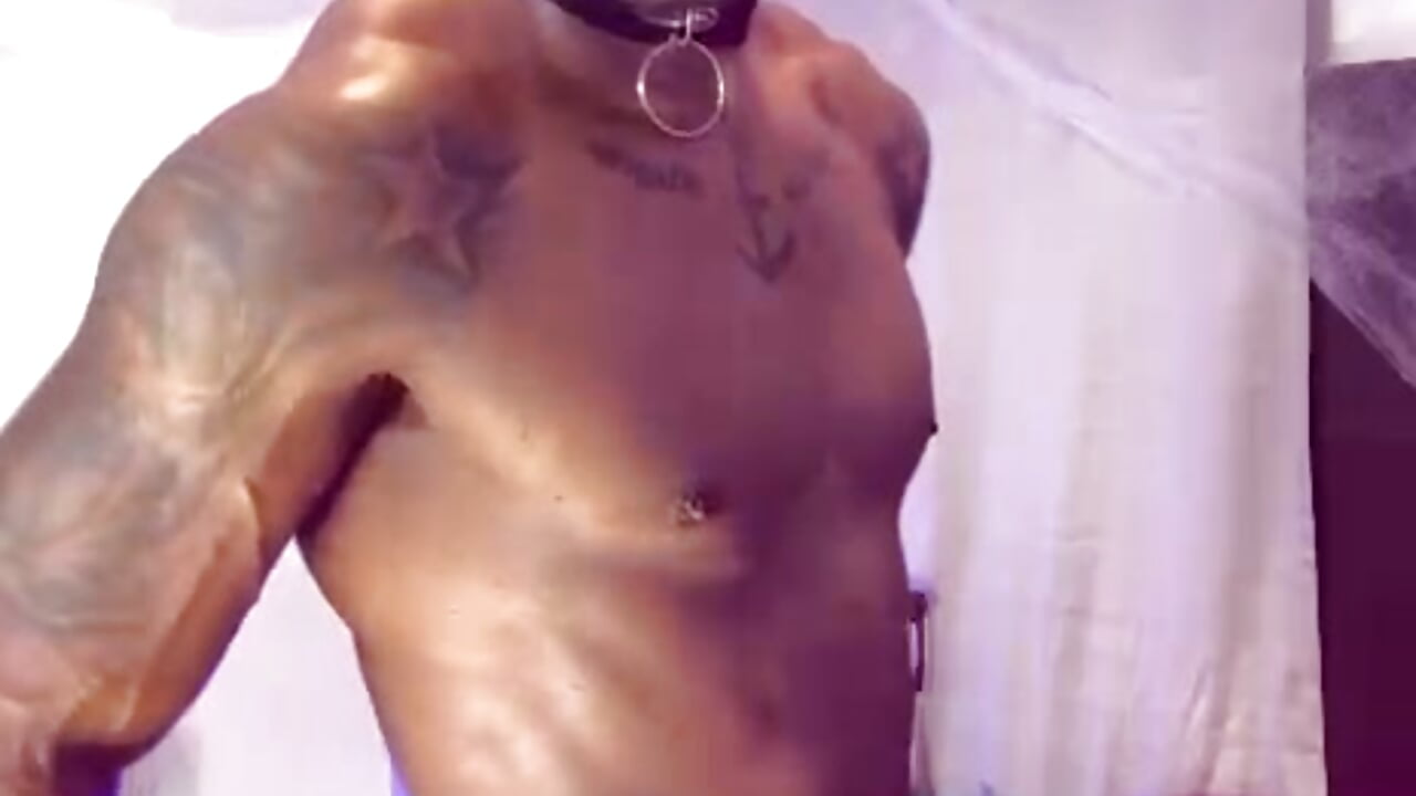 Sexy Hallowen 🕷️ – video modela na kameri Ganiimedes