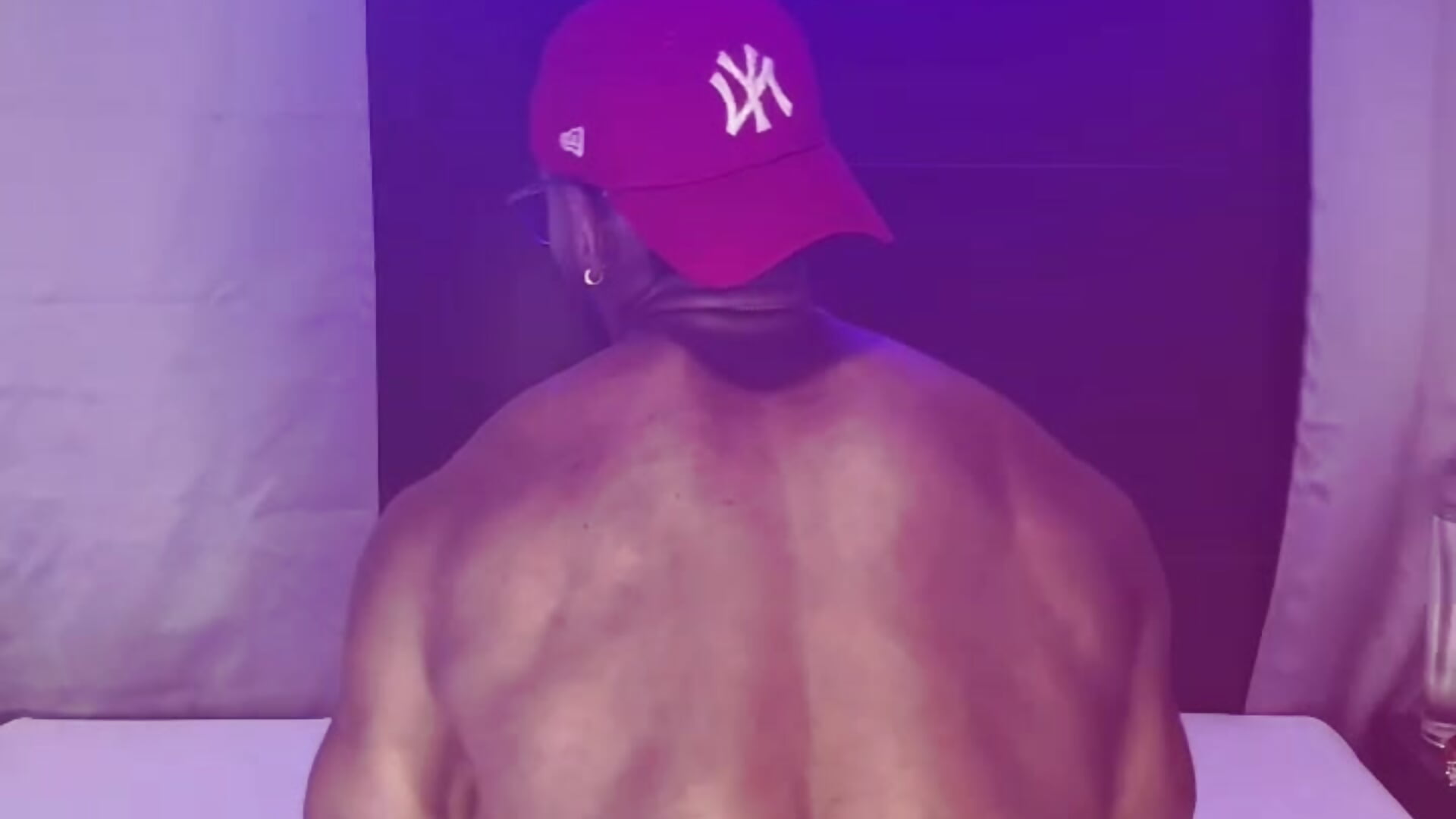 🔥 TWERKING HOT 🔥 – video modela na kameri Ganiimedes