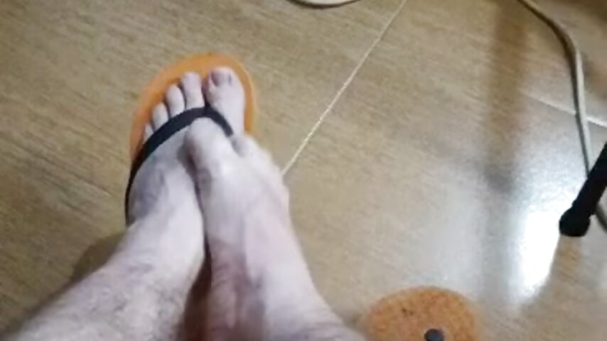 Kohay's feet =) - video by Kohaynewbie cam model