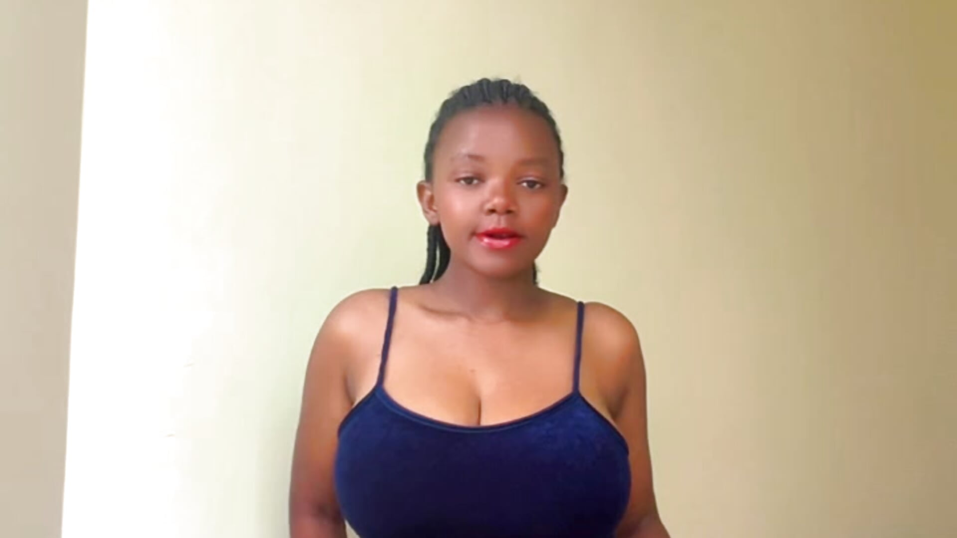 4c0625952b2e4507872d8ce6edee2e7c - video by Yo_mami cam model