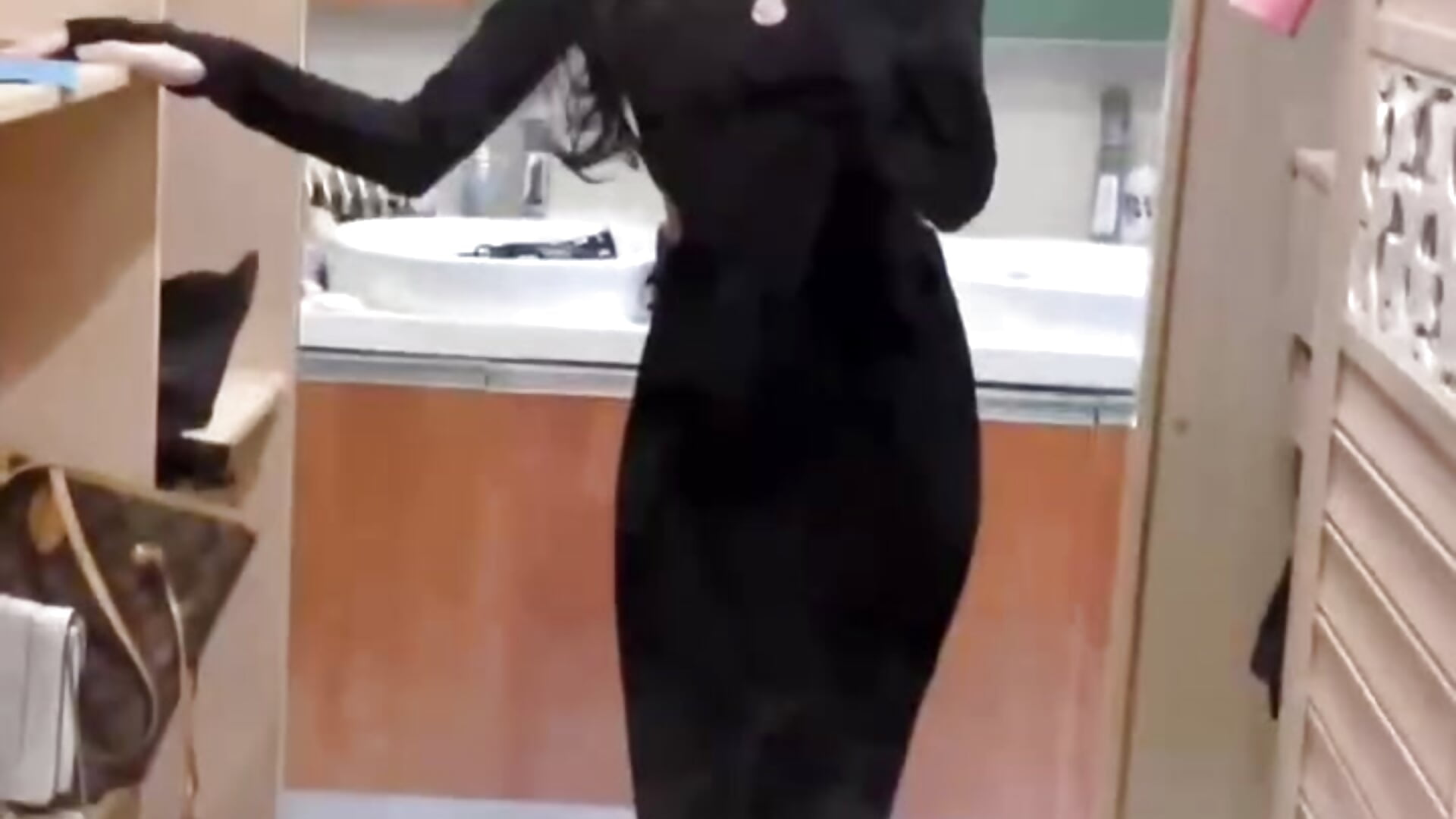 449e294ea0de44f49bd36767d0d395a4 - βίντεο μοντέλου agreeable-22