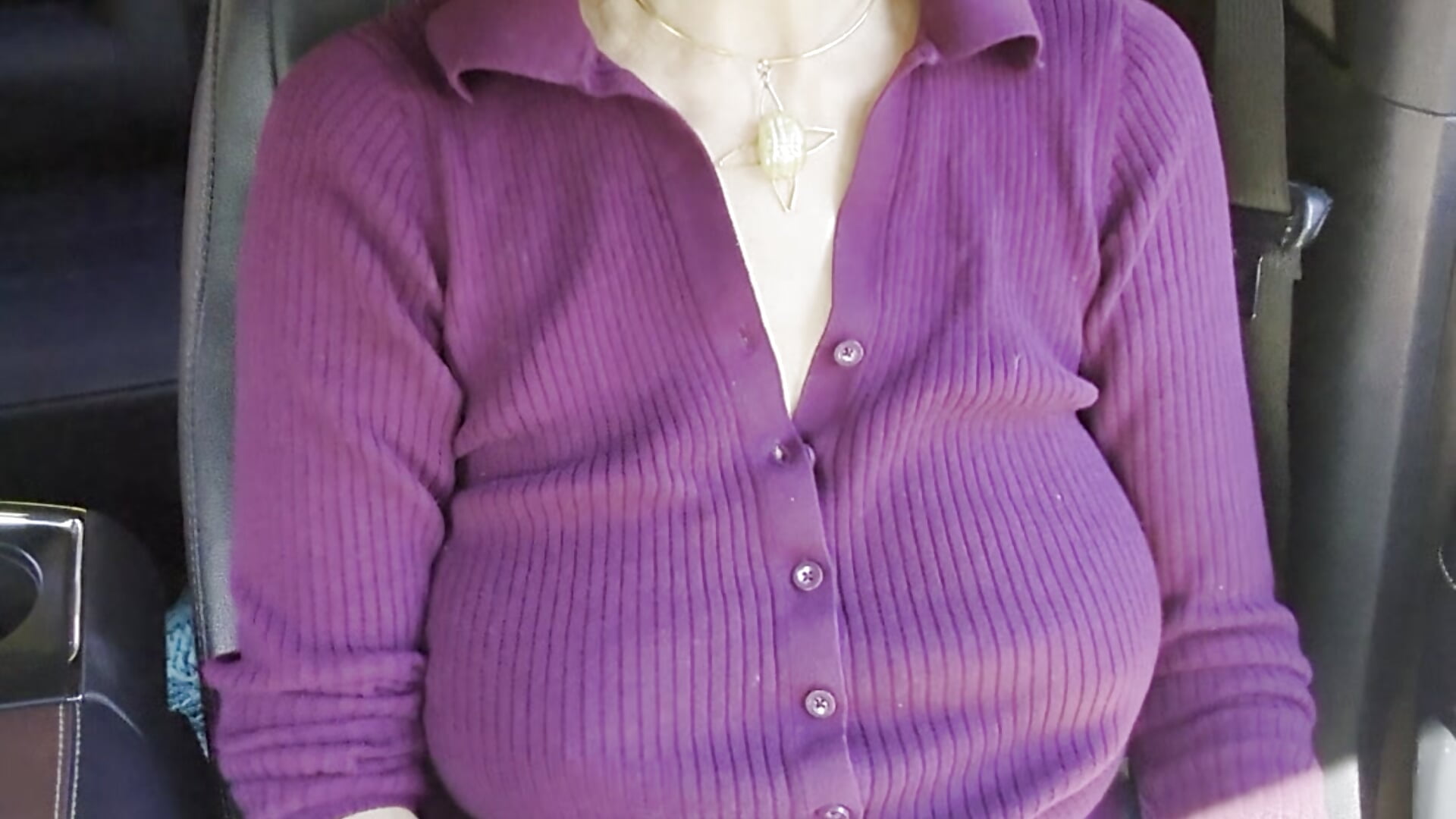 Morgan in her truck, - video by Morgan_Shipley cam model