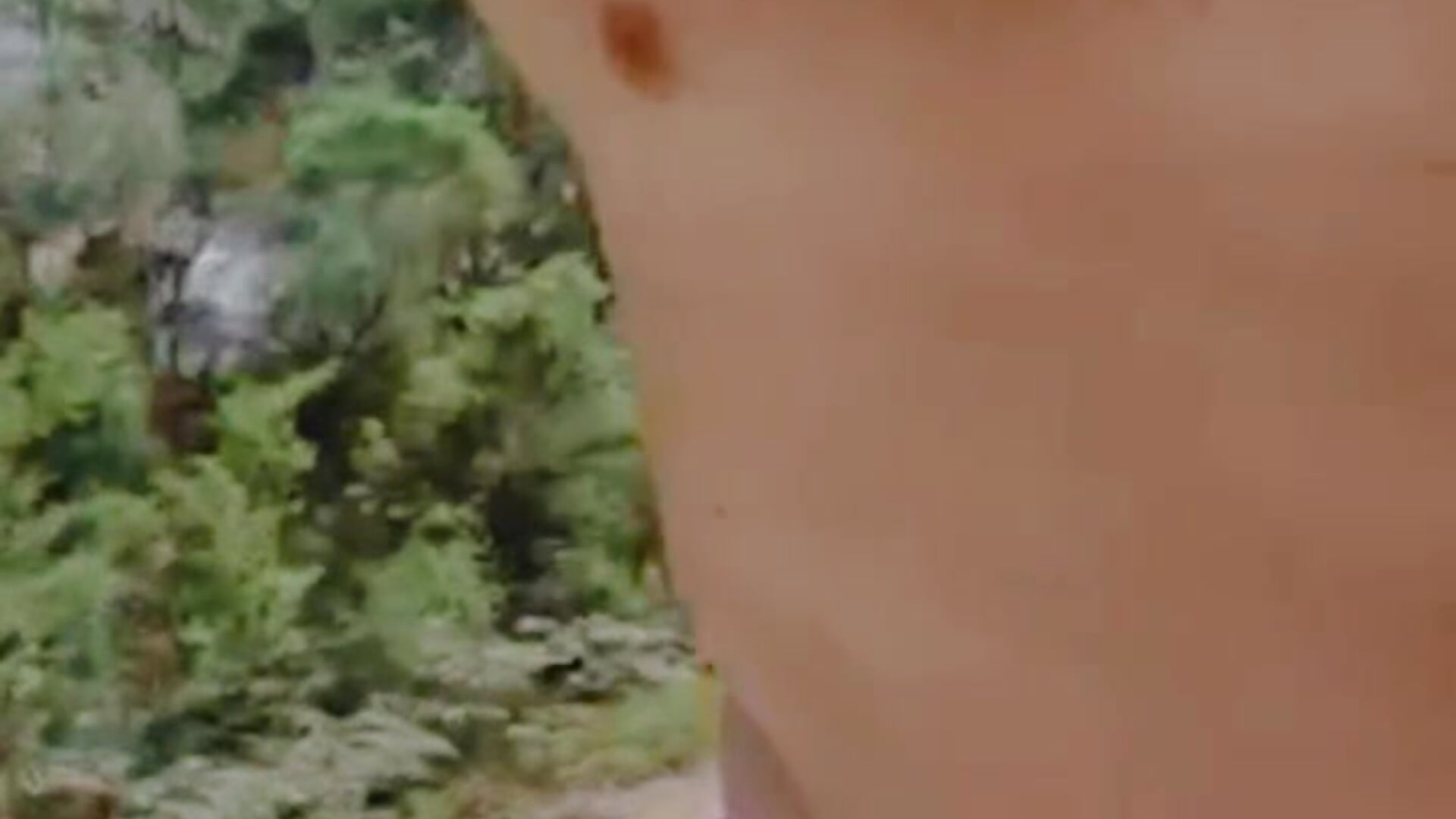 Purple bikini bike ride－カメラキャストのmadaussiehereの動画