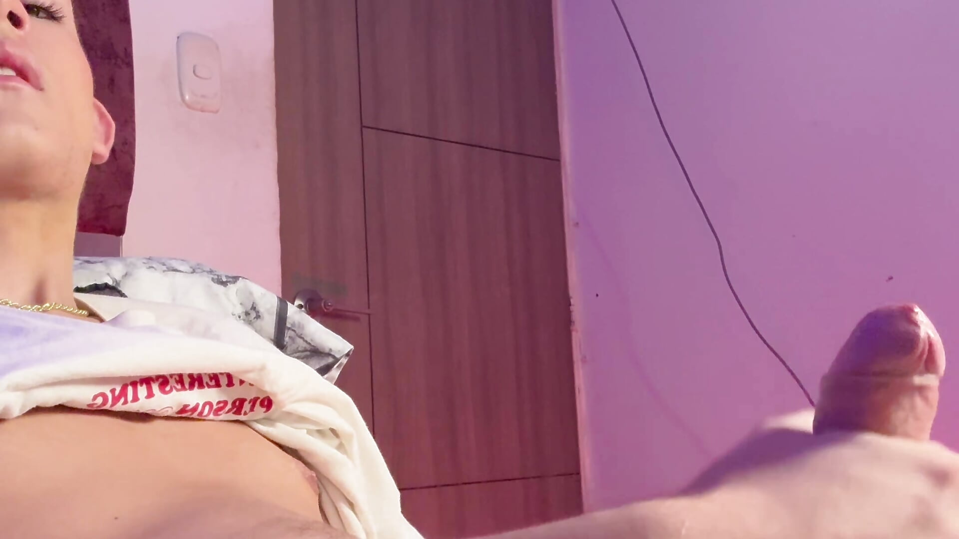 Great cumshot of very explosive semen - video by Angelo_018 cam model