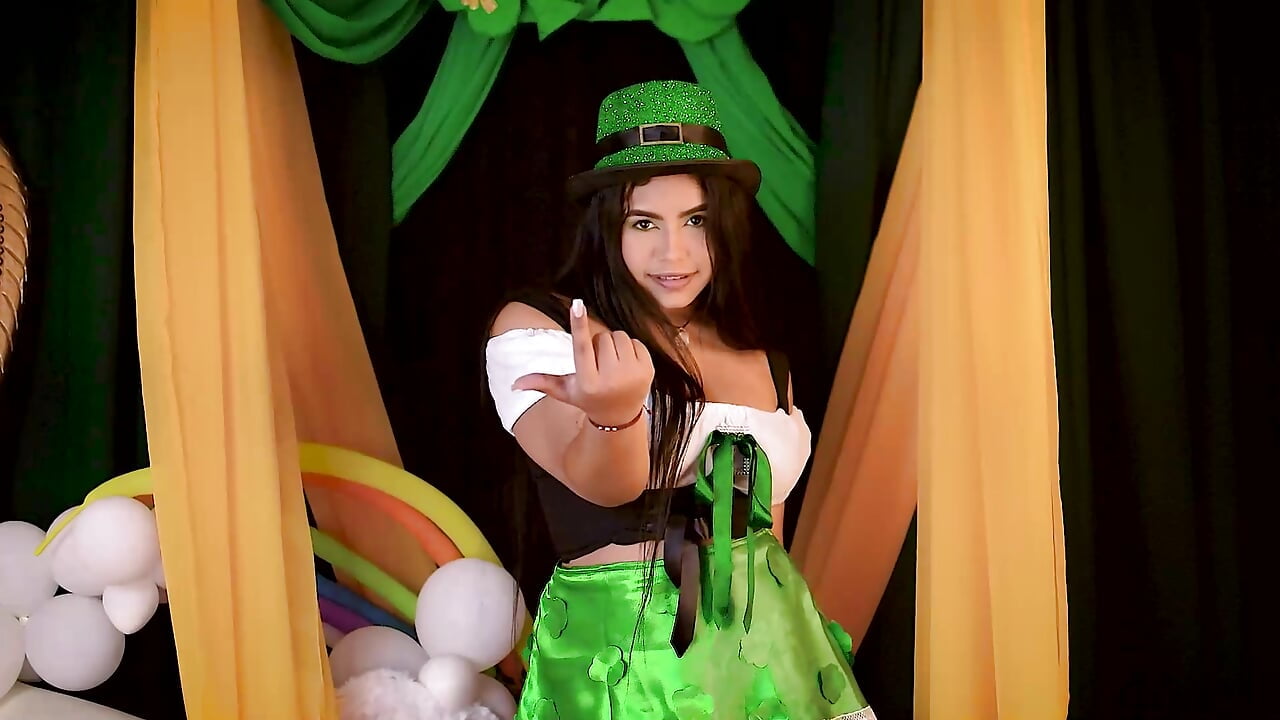 Happy St. Patrick's Day 🍀 - video by _Zoe_12 cam model