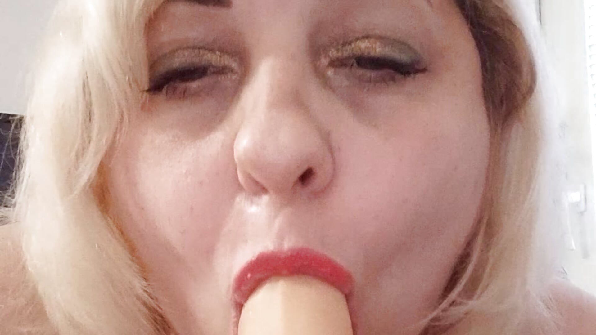 8 marta😊😊😊 - clip cu LanaSoftt model videochat